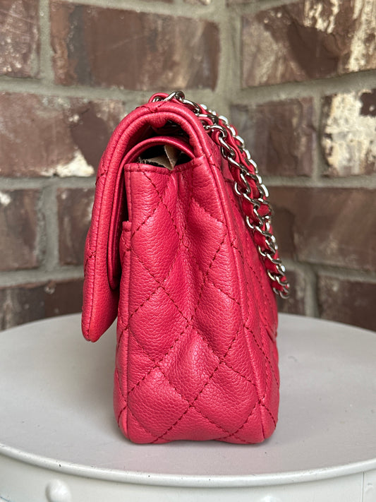 Chanel Classic Double Flap Bag Quilted Caviar Medium 800902