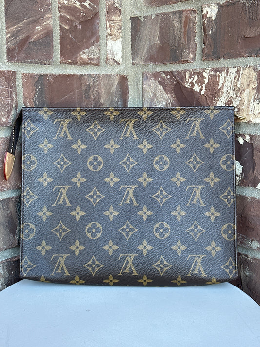 Louis Vuitton Toiletry Pouch Monogram Canvas 26 (46790)