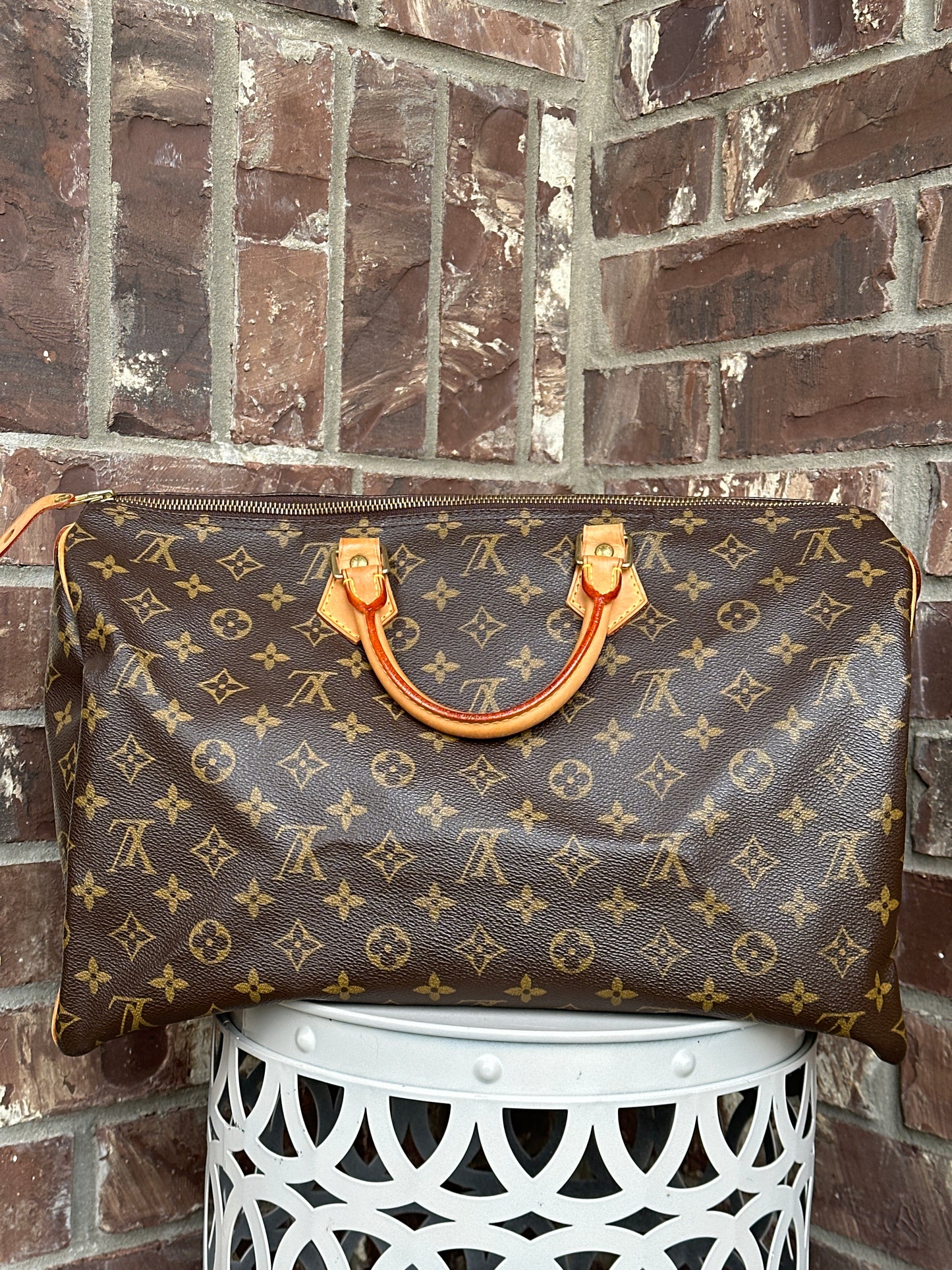 Louis Vuitton Speedy 40