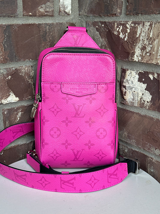 Louis Vuitton Outdoor Slingbag Monogram Taigarama 65534