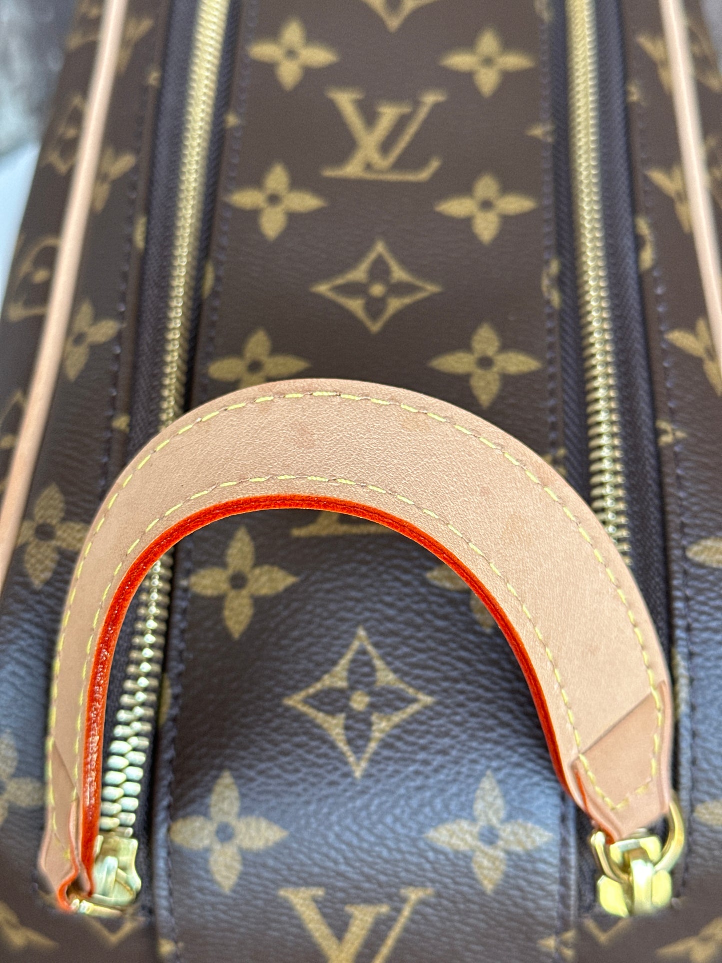 Louis Vuitton Dopp Kit