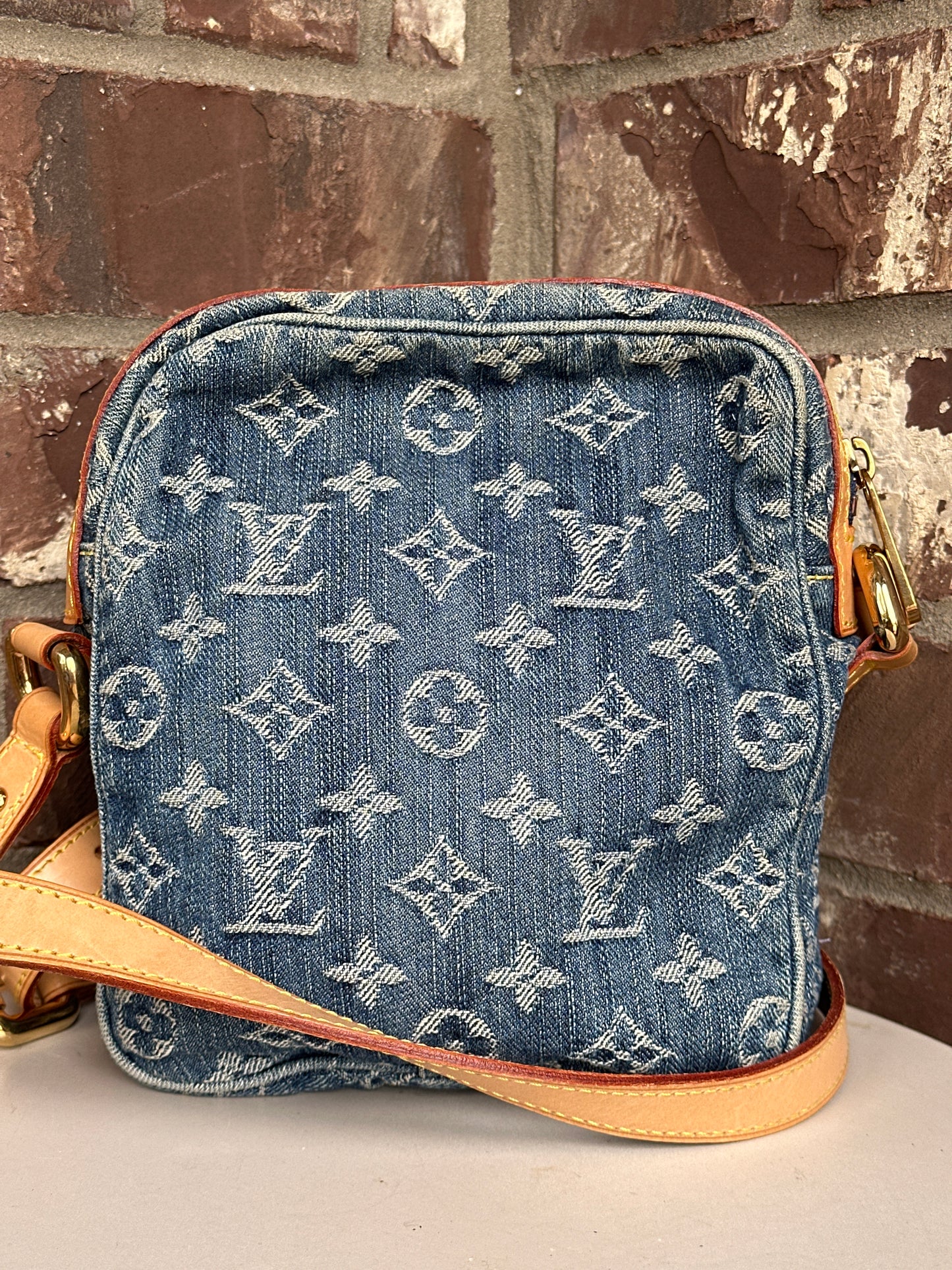 Louis Vuitton Camera Bag Monogram Denim 31179