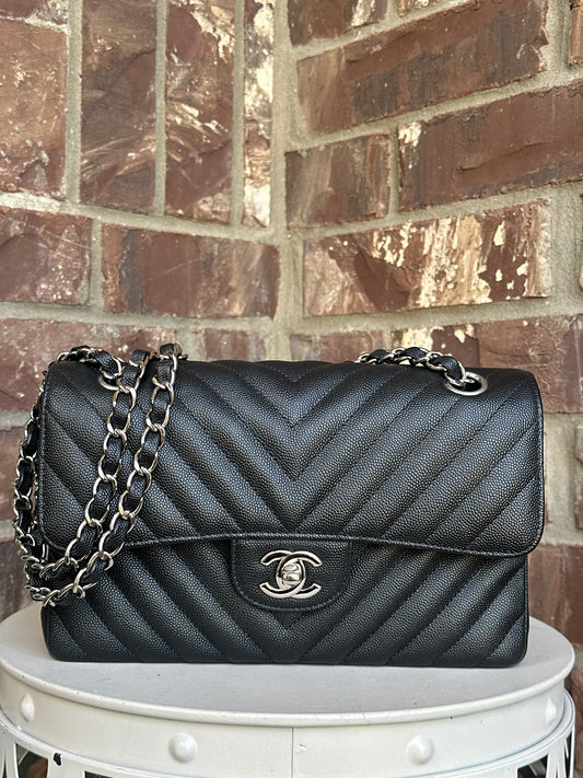 Chanel Classic Double Flap Bag Chevron Caviar Small 33324