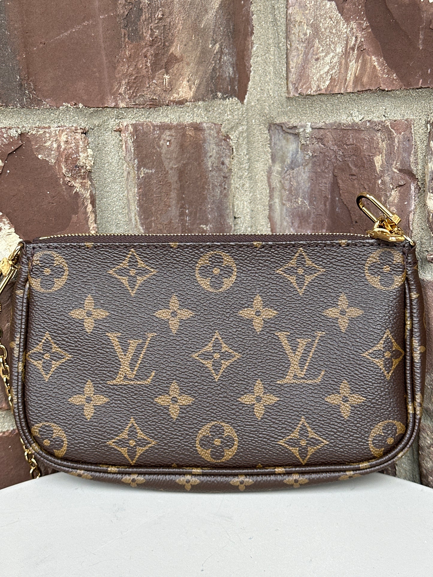 Louis Vuitton Multi Pochette Accessoires Monogram Canvas