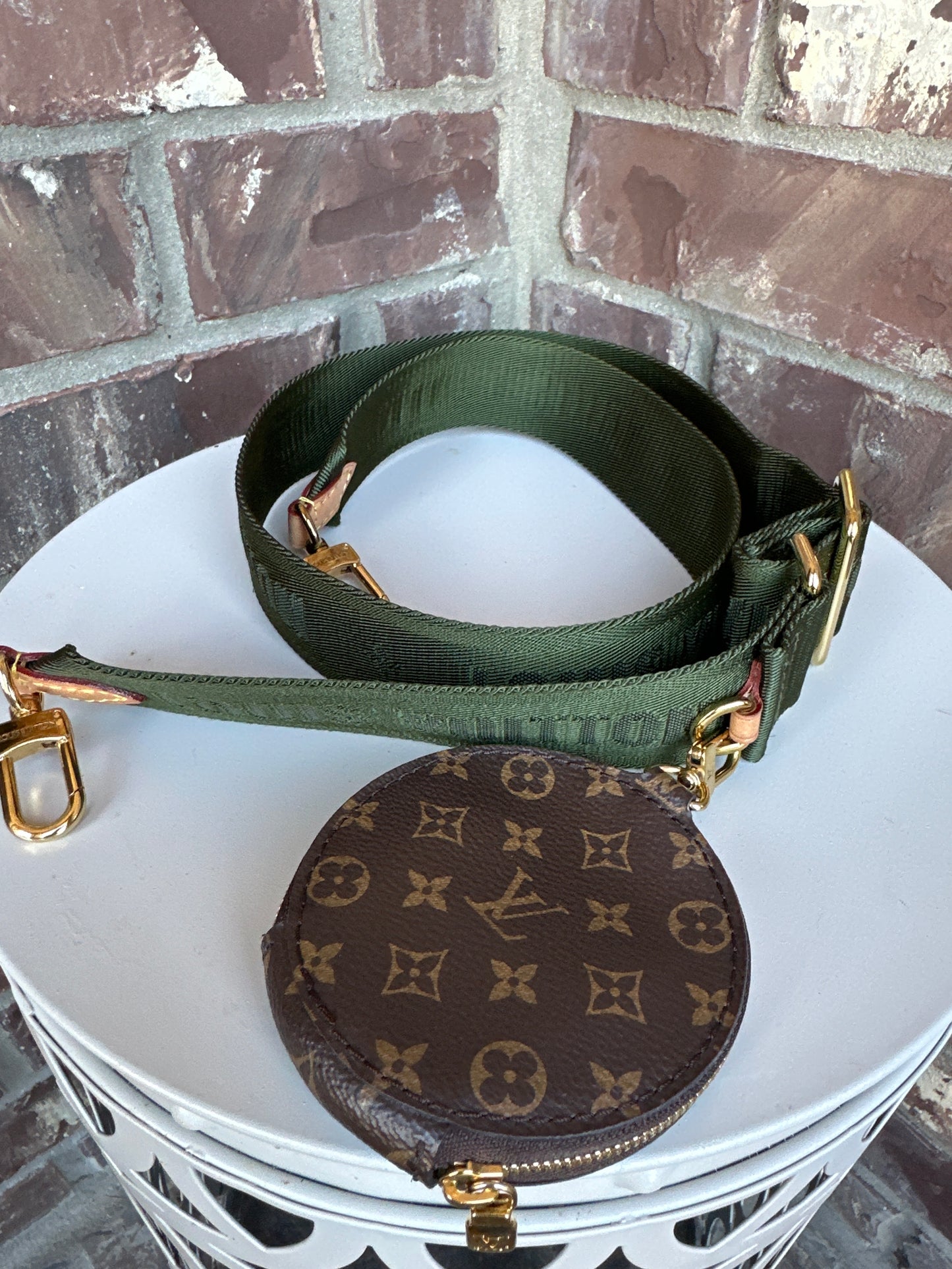 * Louis Vuitton Bando strap and pouch