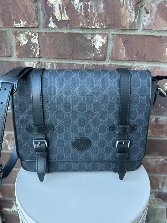 Gucci GG Messenger Bag Shoulder Bag