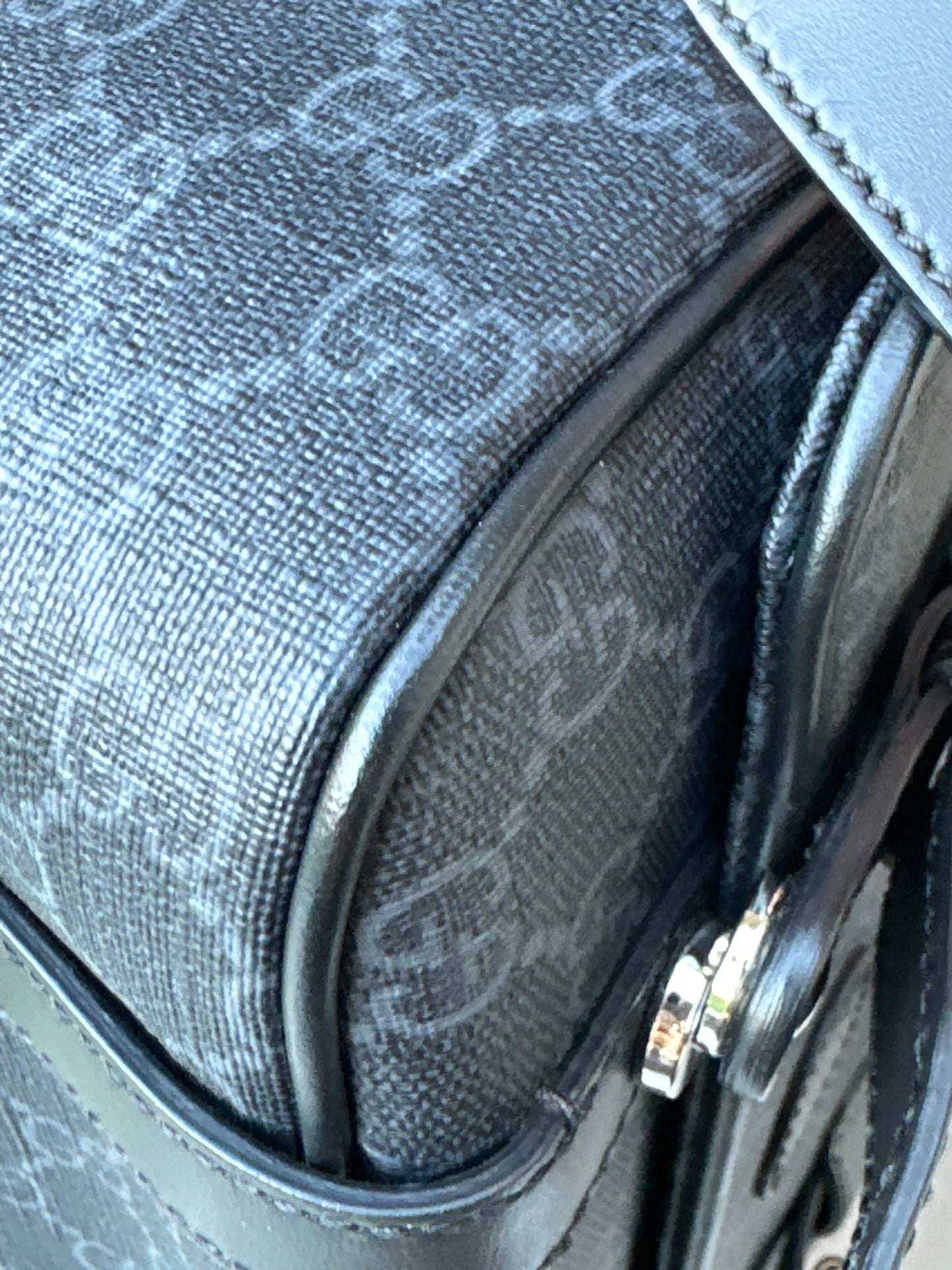 Gucci GG Messenger Bag Shoulder Bag