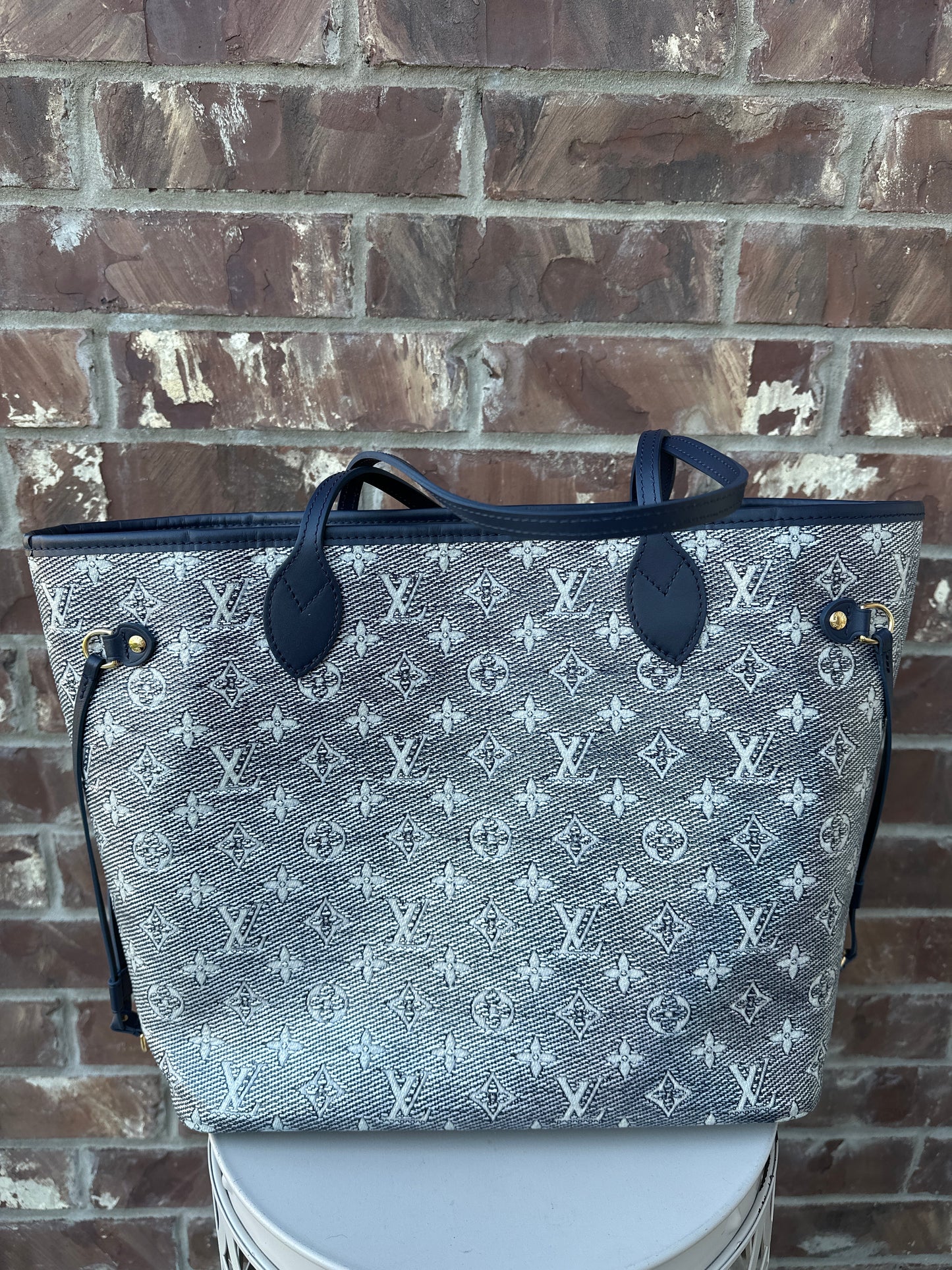 Louis Vuitton Monoglam Neverfull MM w/Pouch (24G)