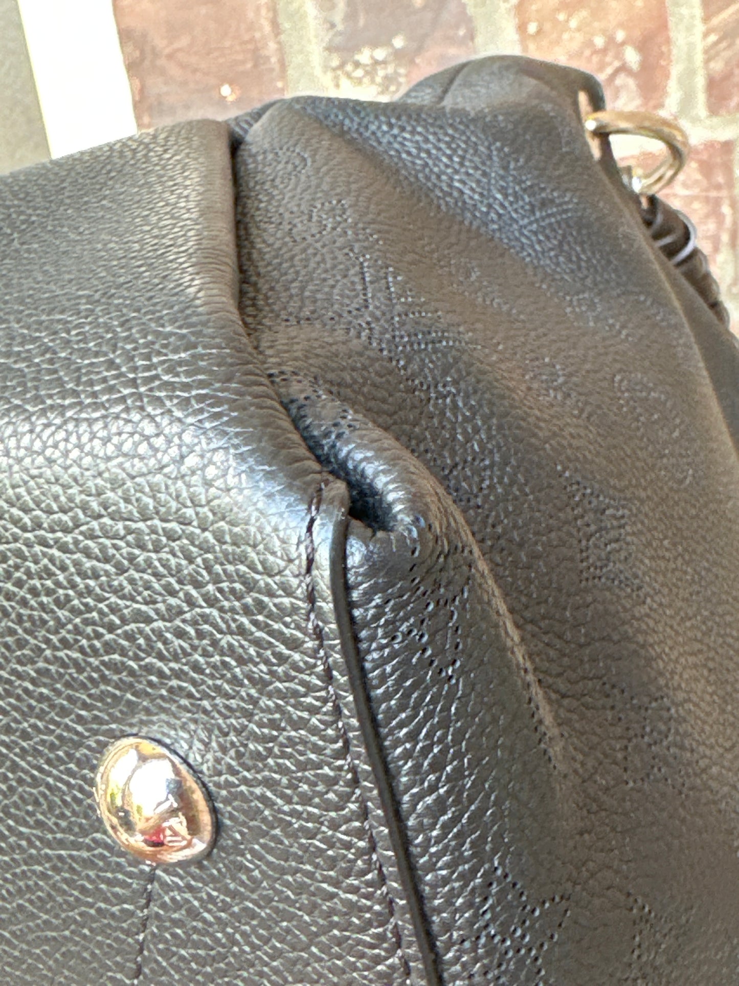 Louis Vuitton Braided Handle Beaubourg Hobo Mahina Leather MM 39986