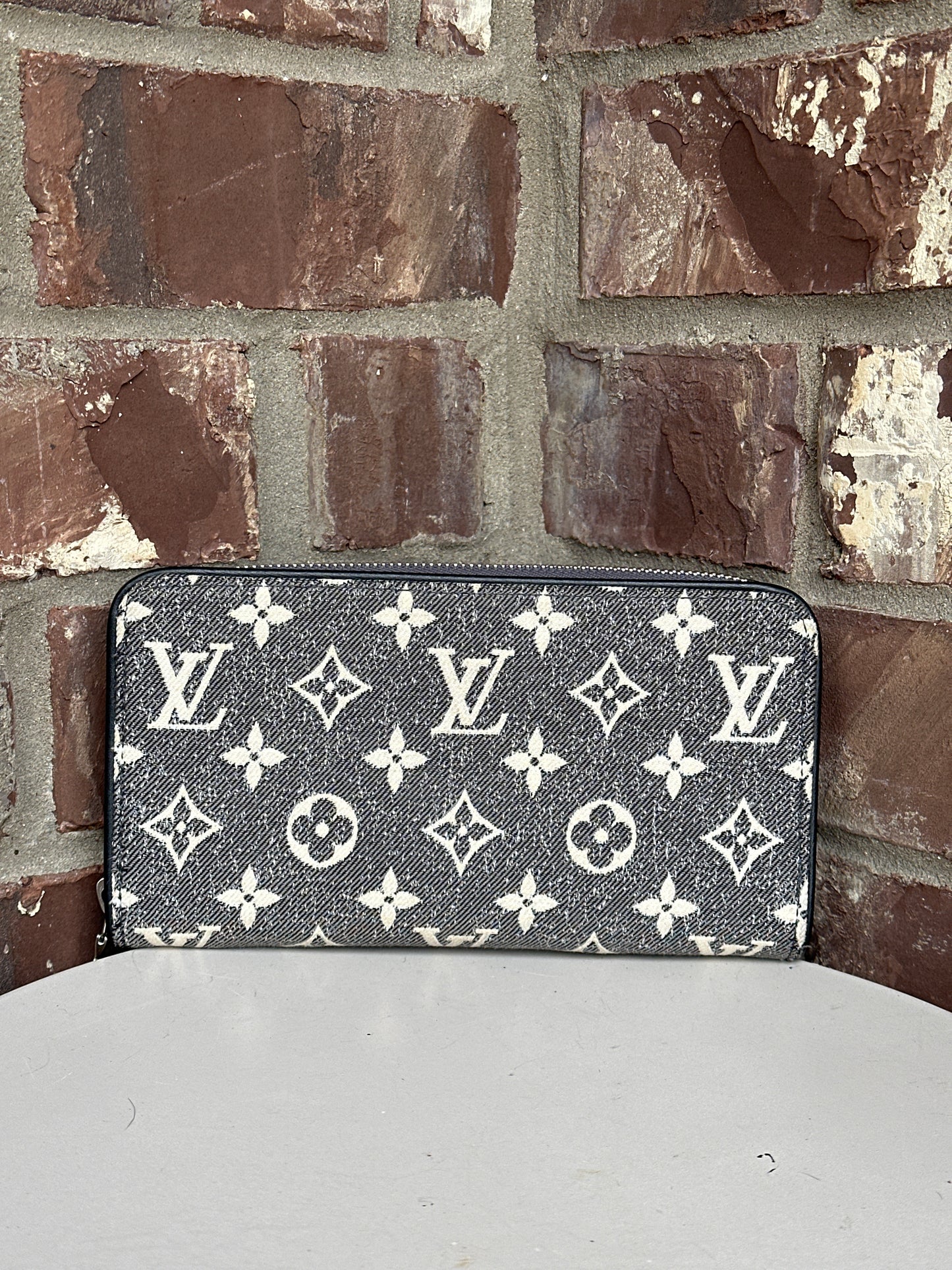 Louis Vuitton Denim Jacquard Monogram Zippy Wallet 54356