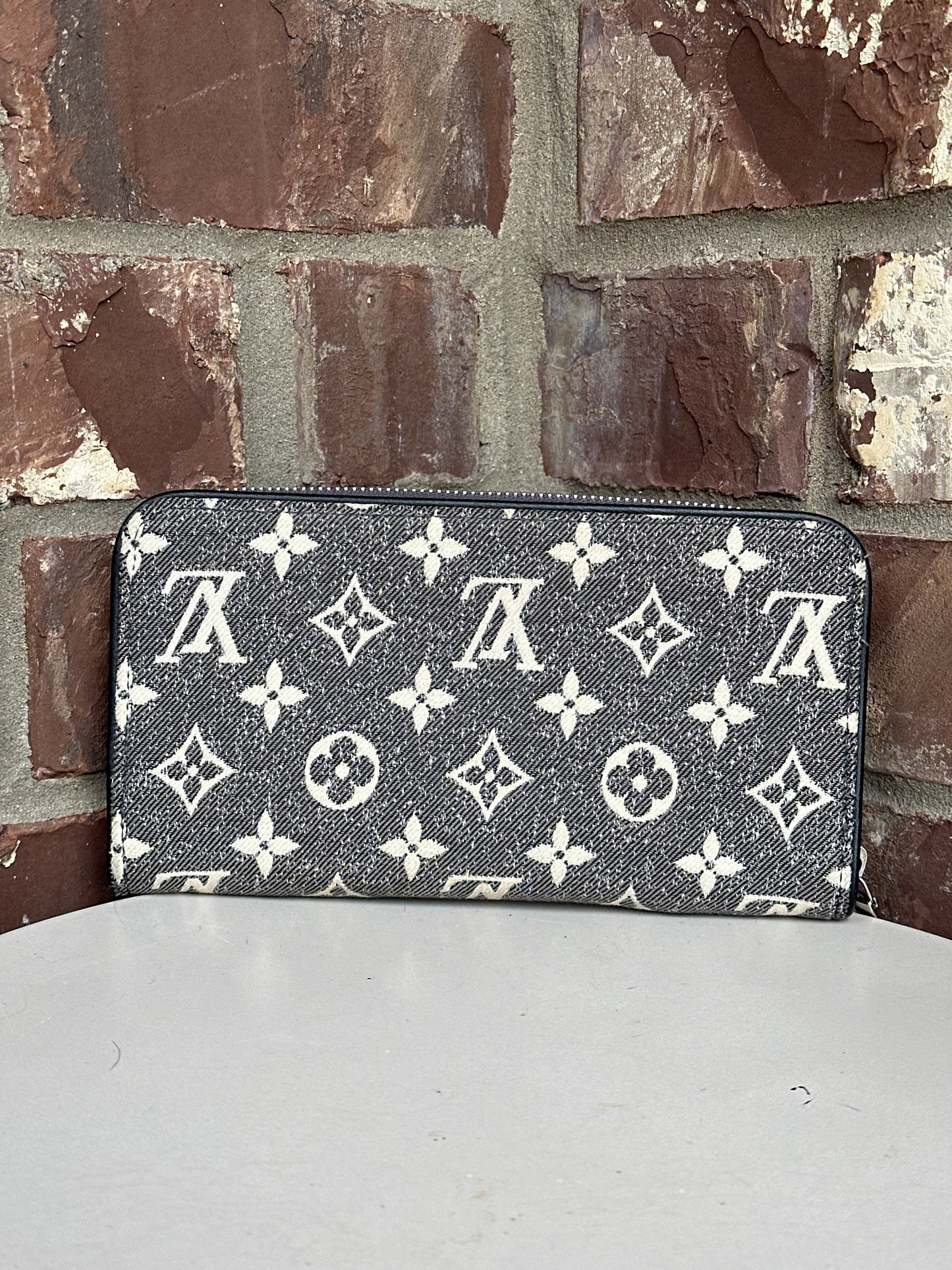 Louis Vuitton Denim Jacquard Monogram Zippy Wallet 54356