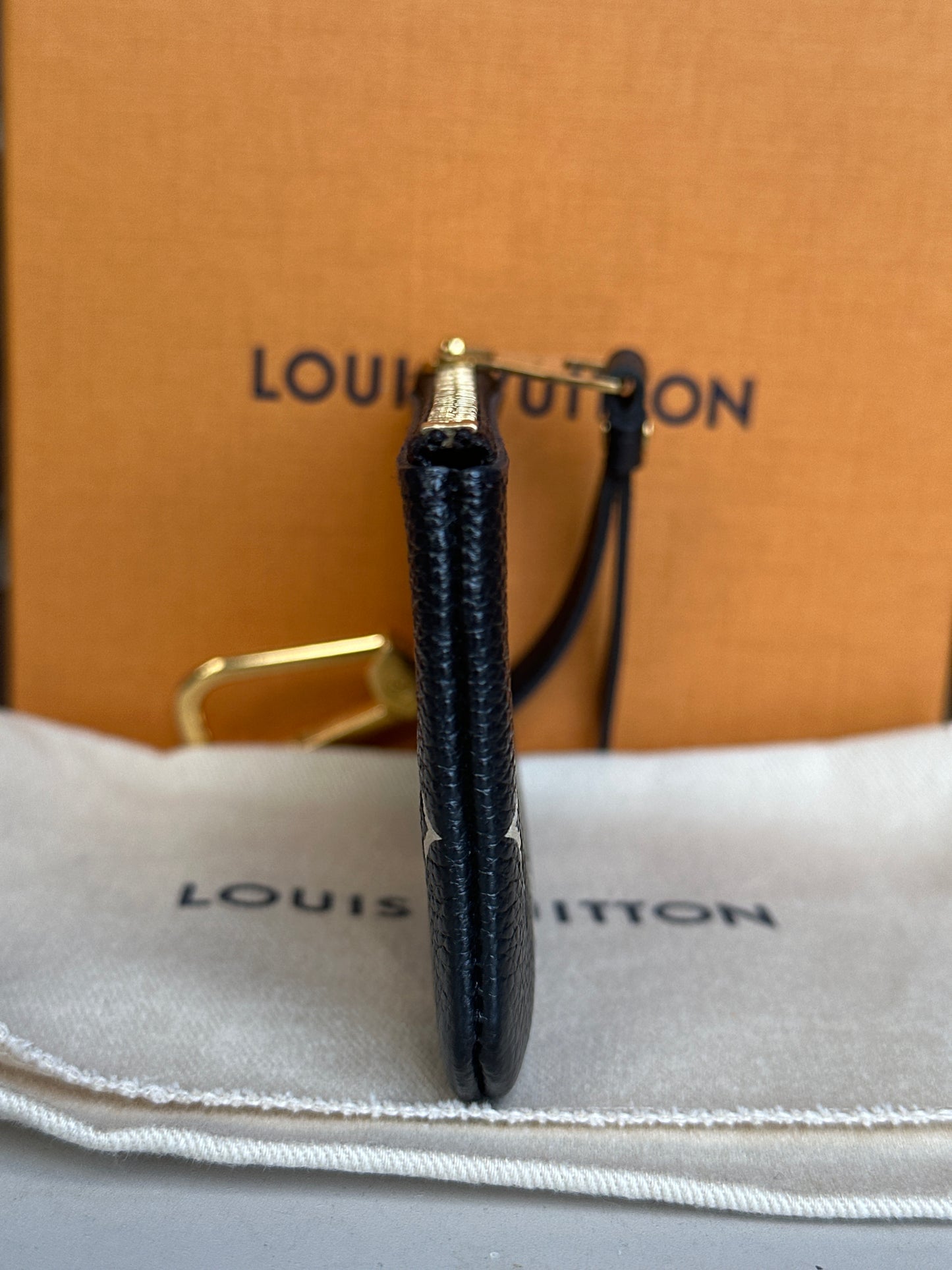 Louis Vuitton Key Pouch Bicolor 45476