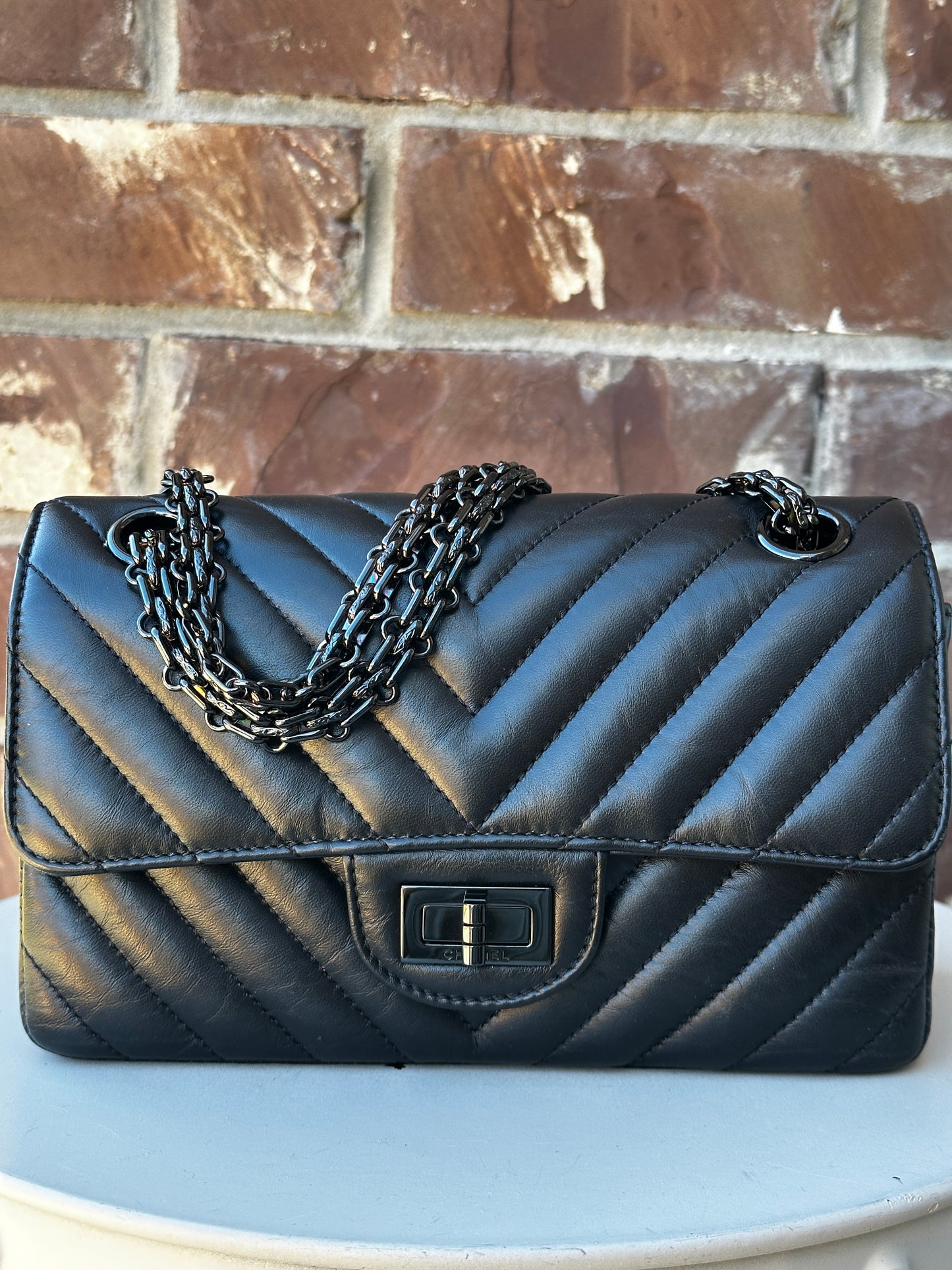 Chanel Reissue 2.55 So Black Chevron Aged Calfskin Mini 41134