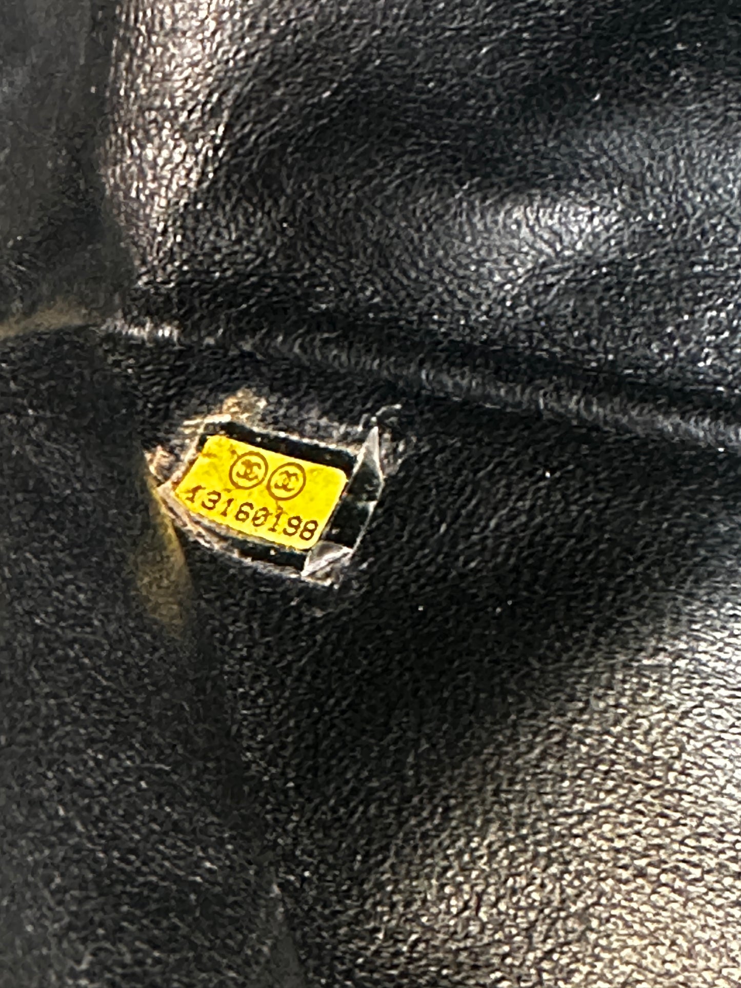 Chanel Classic Single Flap Quilted Caviar Jumbo Bag 51132