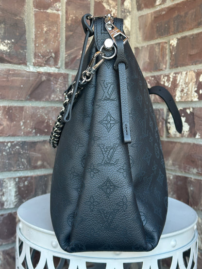 Louis Vuitton Hand It All Bag Mahina Leather MM Black 69064