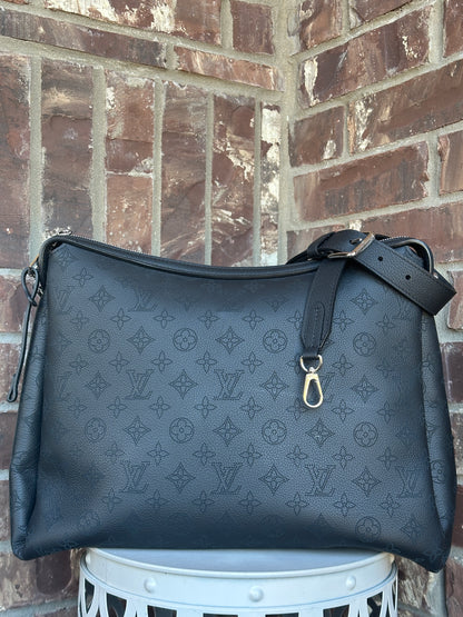 Louis Vuitton Hand It All Bag Mahina Leather MM Black 69064