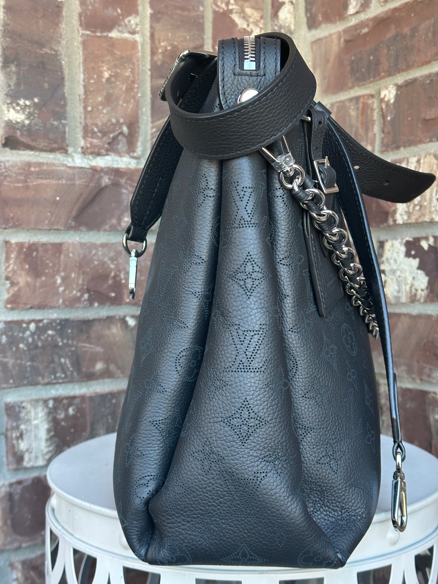 Louis Vuitton Hand It All Bag Mahina Leather MM Black 69064