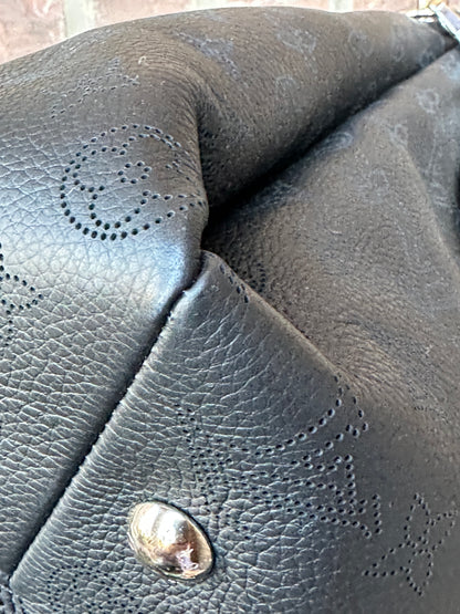 Louis Vuitton Hand It All Bag Mahina Leather MM Black 69064