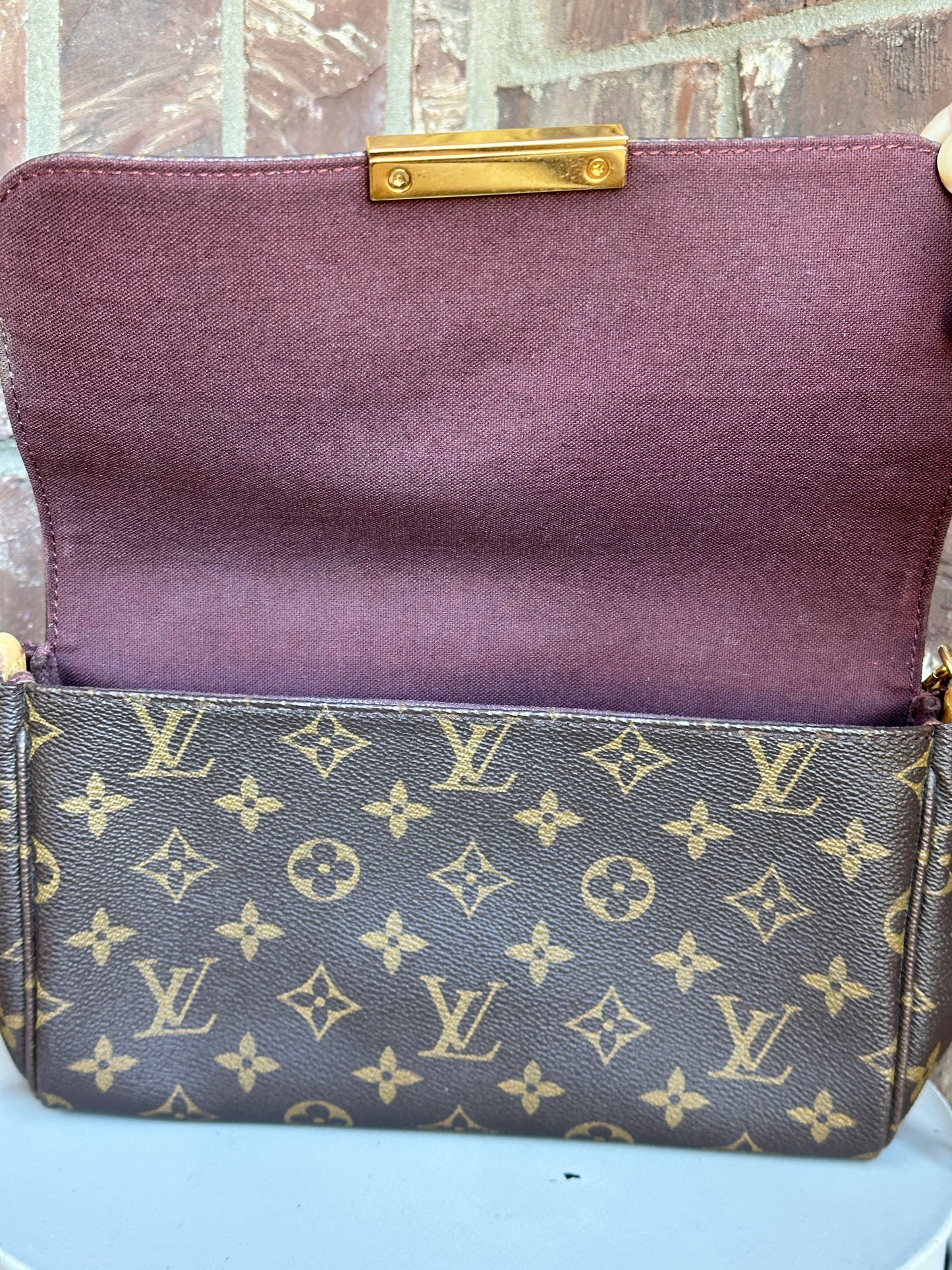 Louis Vuitton Favorite Handbag Monogram Canvas MM 21134