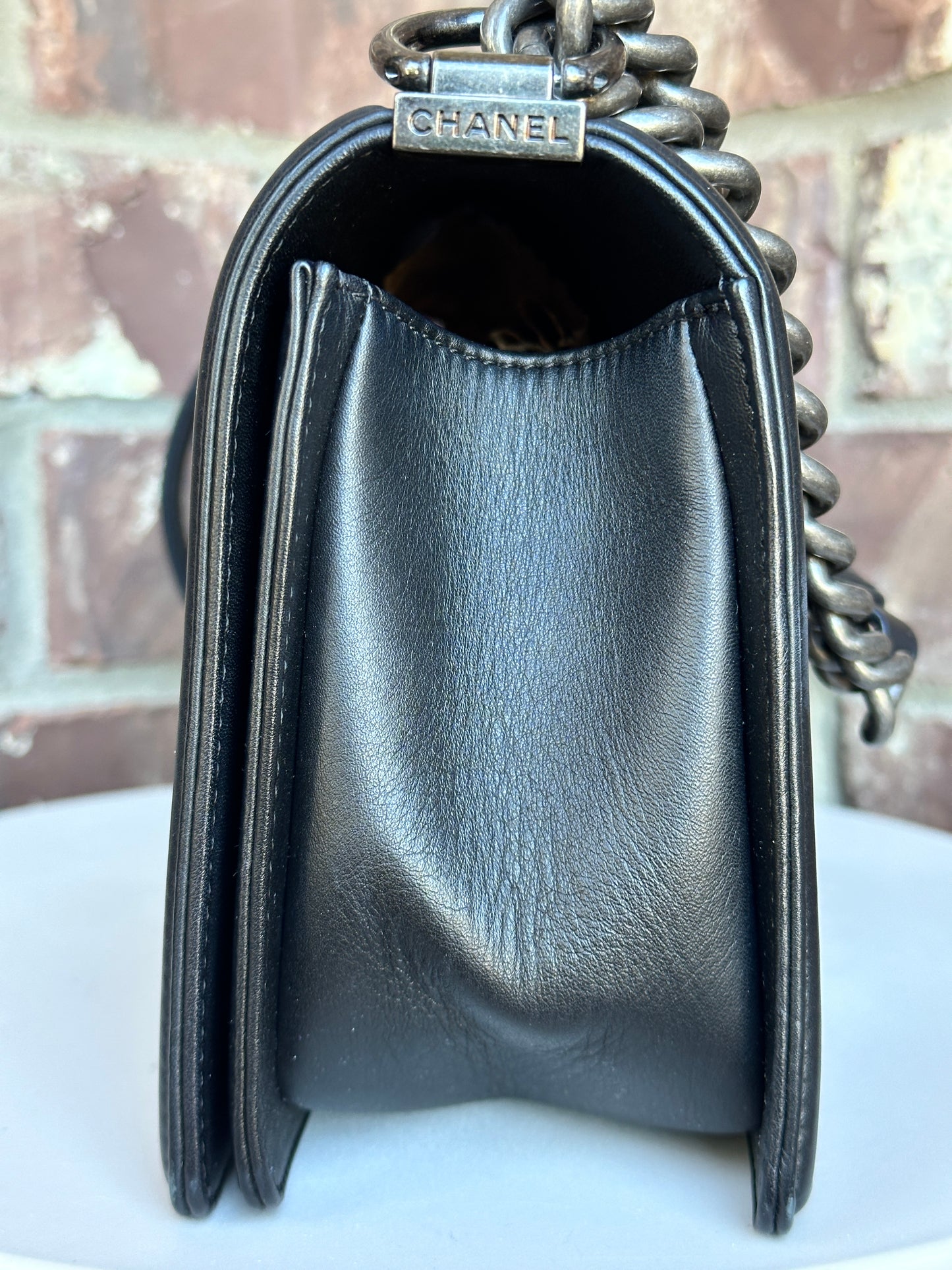 Chanel Boy Flap Bag Chevron Lambskin Old Medium 67004