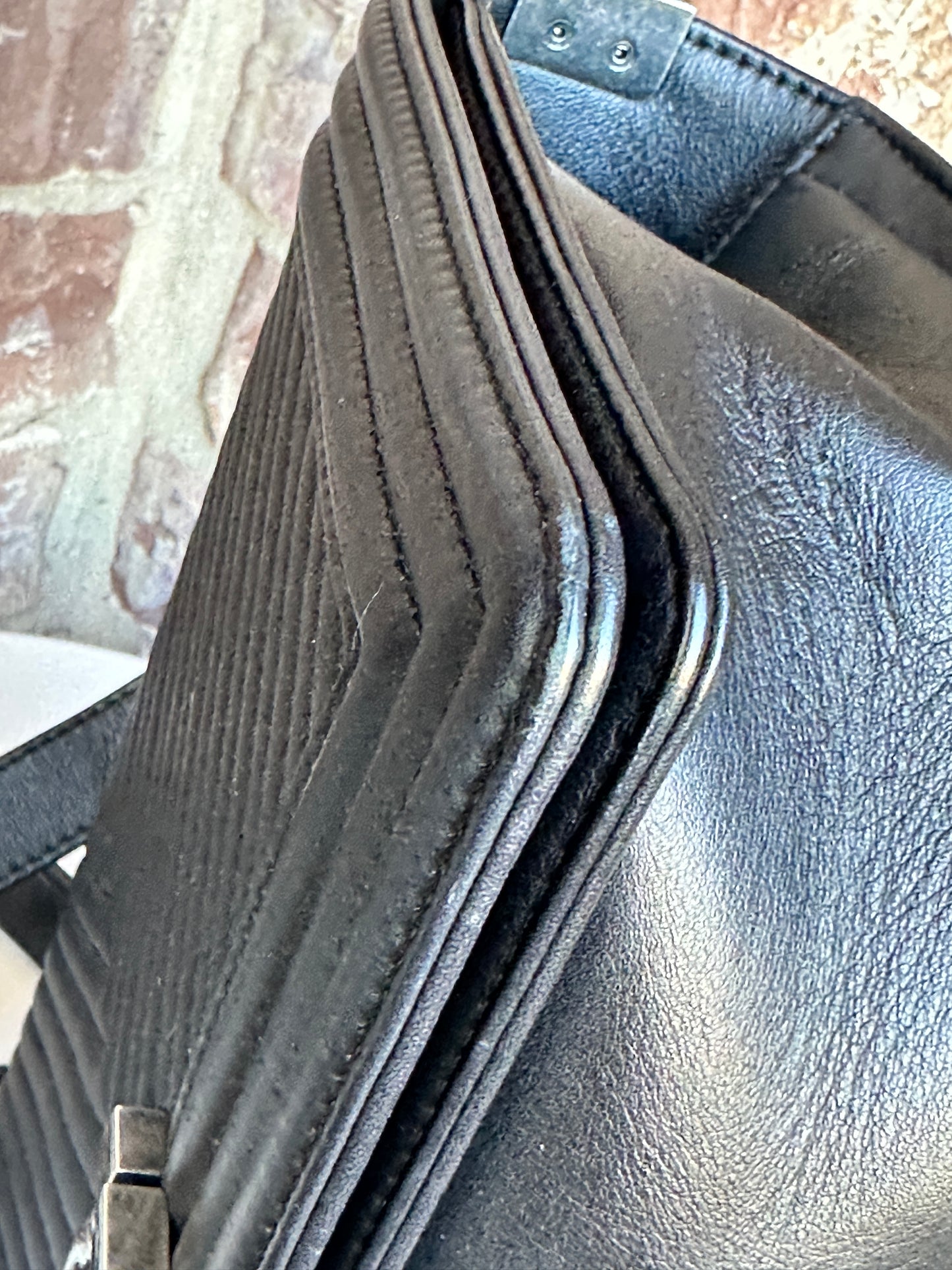 Chanel Boy Flap Bag Chevron Lambskin Old Medium 67004