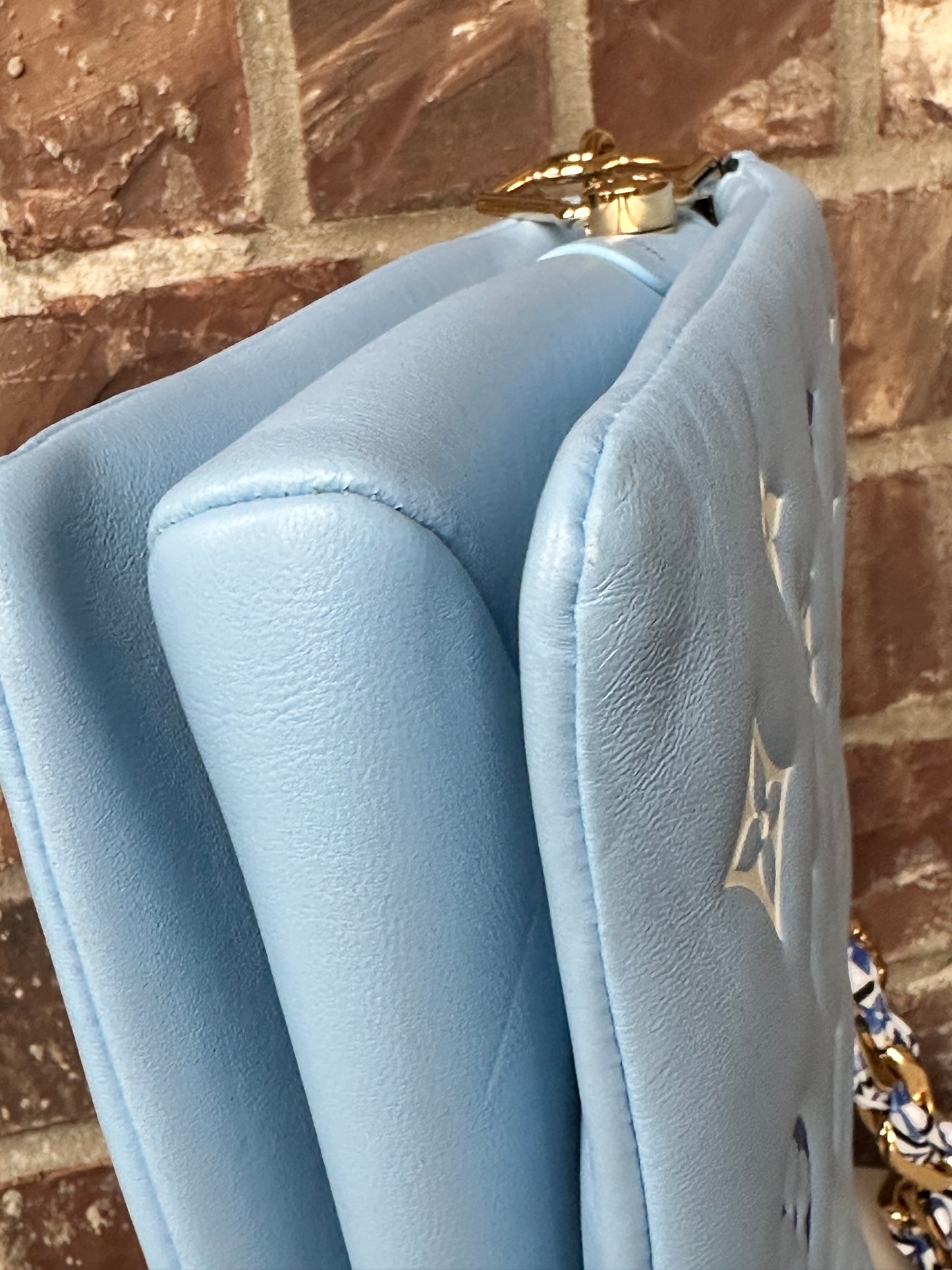 Louis Vuitton Coussin Bag By The Pool Monogram Embossed Lambskin PM 79002