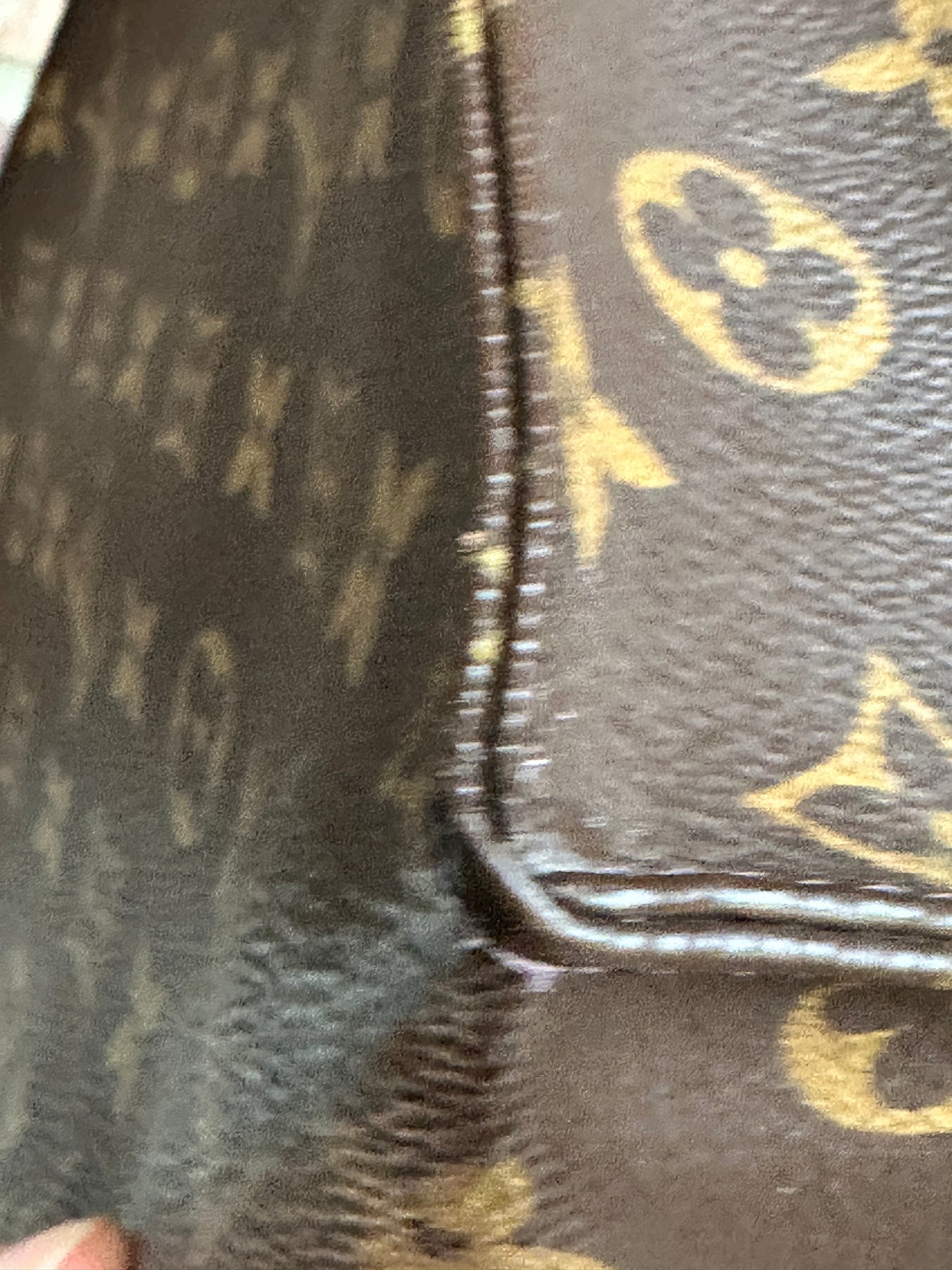 Louis Vuitton Toiletry Pouch NM Monogram Canvas 26.  39046