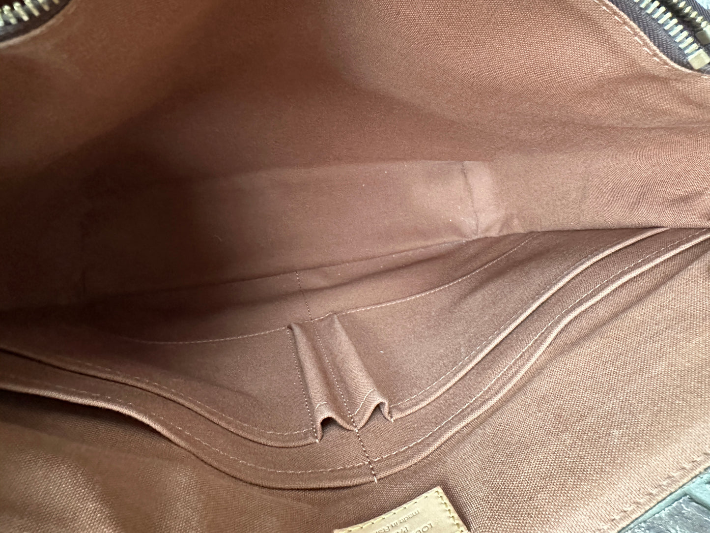 Louis Vuitton Beaubourg Messenger Bag Monogram Canvas MM 89923