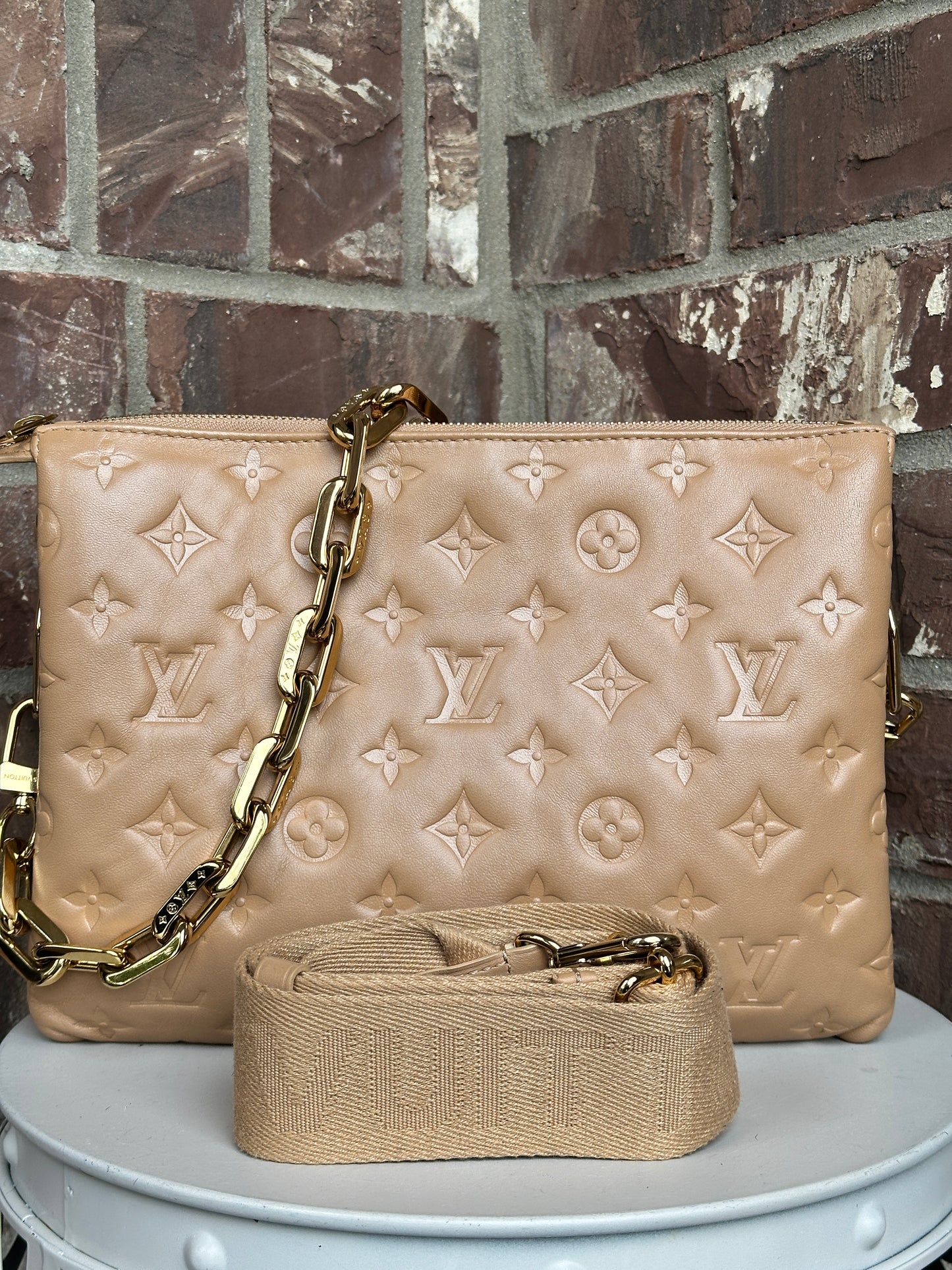 Louis Vuitton Coussin Bag Monogram Embossed Lambskin PM	67768