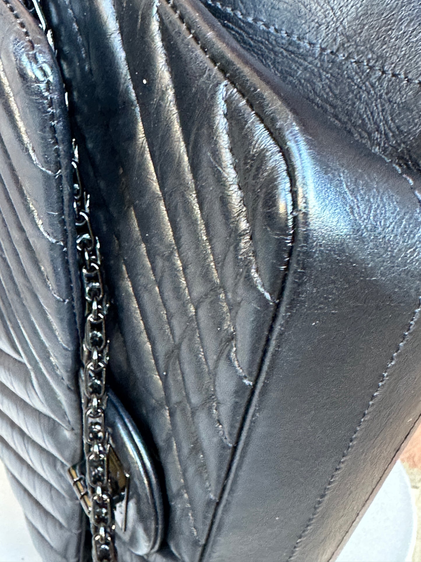 Chanel So Black Reissue 2.55 Flap Bag Chevron Aged Calfskin 225	57985