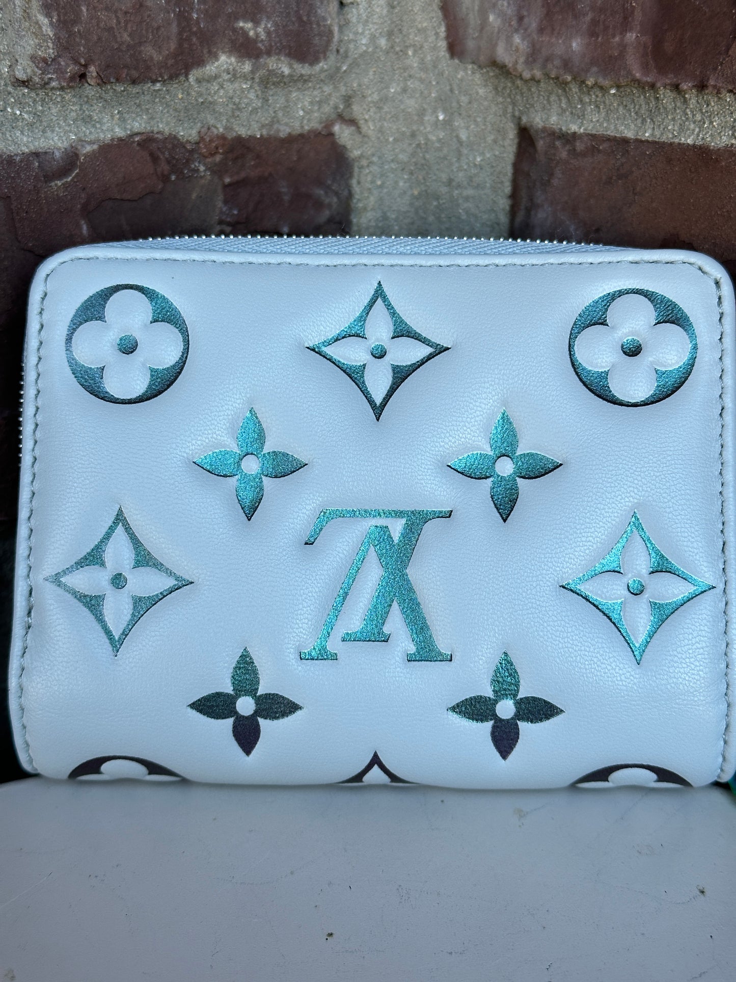 Louis Vuitton Coussin Lou Wallet LV Ski Monogram Embossed Lambskin 89645