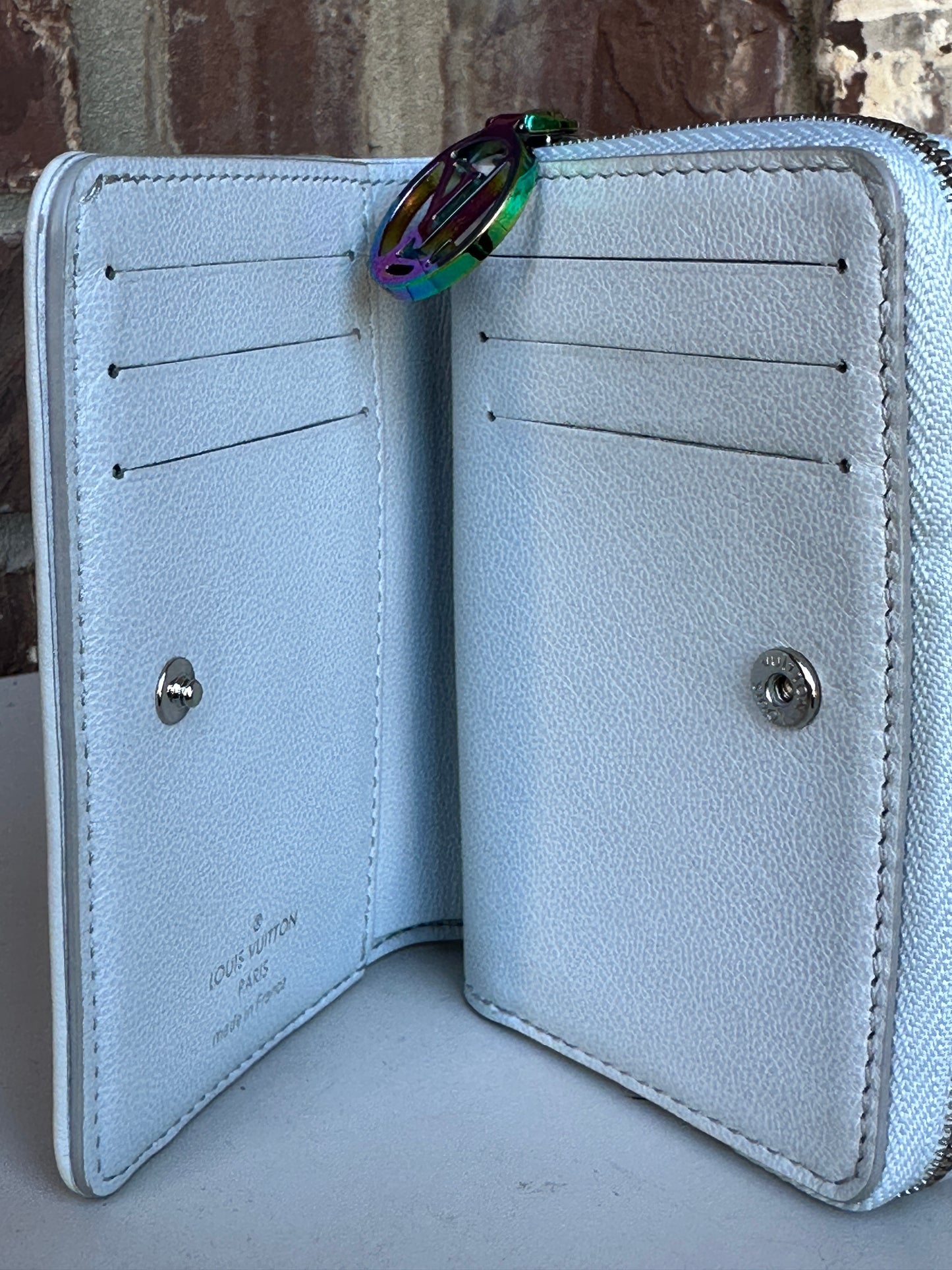 Louis Vuitton Coussin Lou Wallet LV Ski Monogram Embossed Lambskin 89645