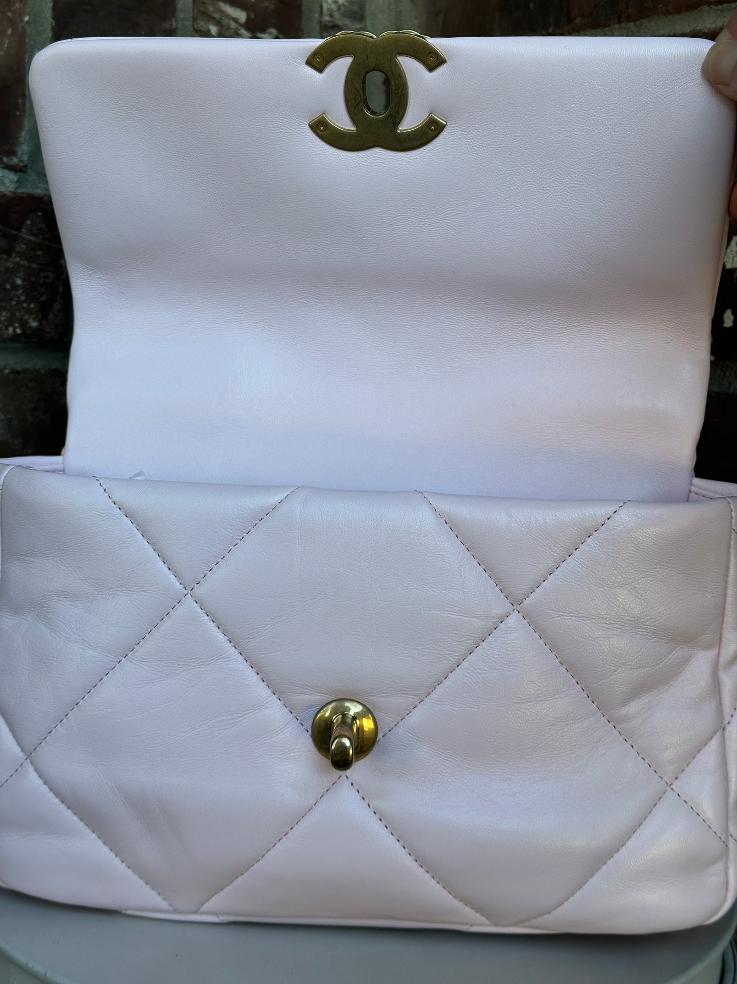 Chanel 19 Flap Bag Quilted Leather Medium 54808