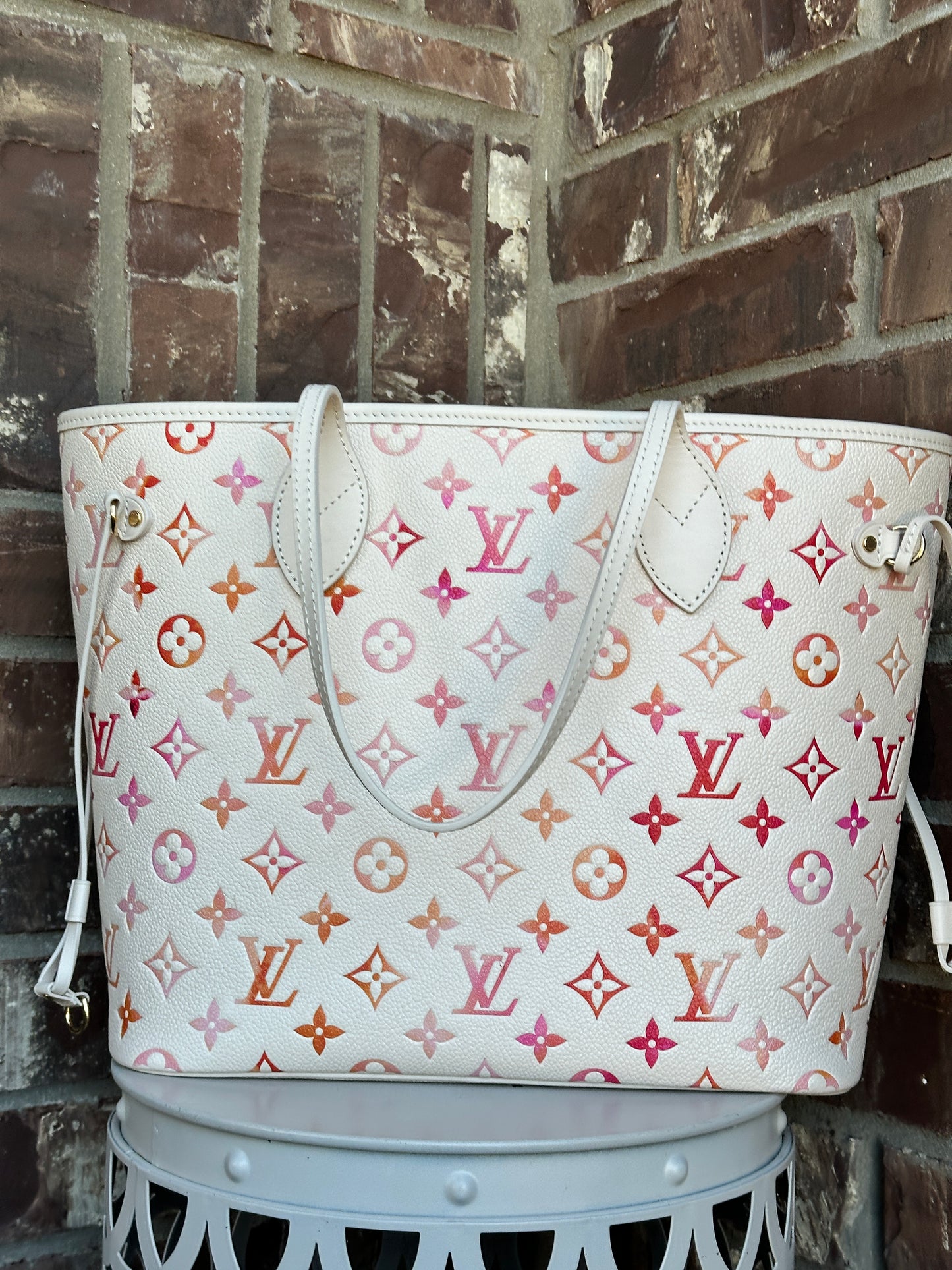 Louis Vuitton Neverfull NM Tote Monogram Empreinte Sunrise Aquarelle MM 59024