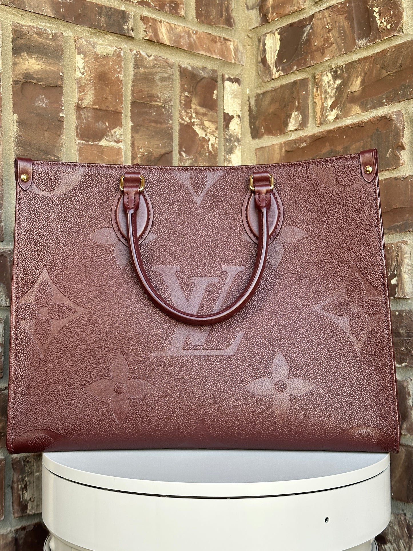 Louis Vuitton OnTheGo Tote Monogram Empreinte Giant MM 32898