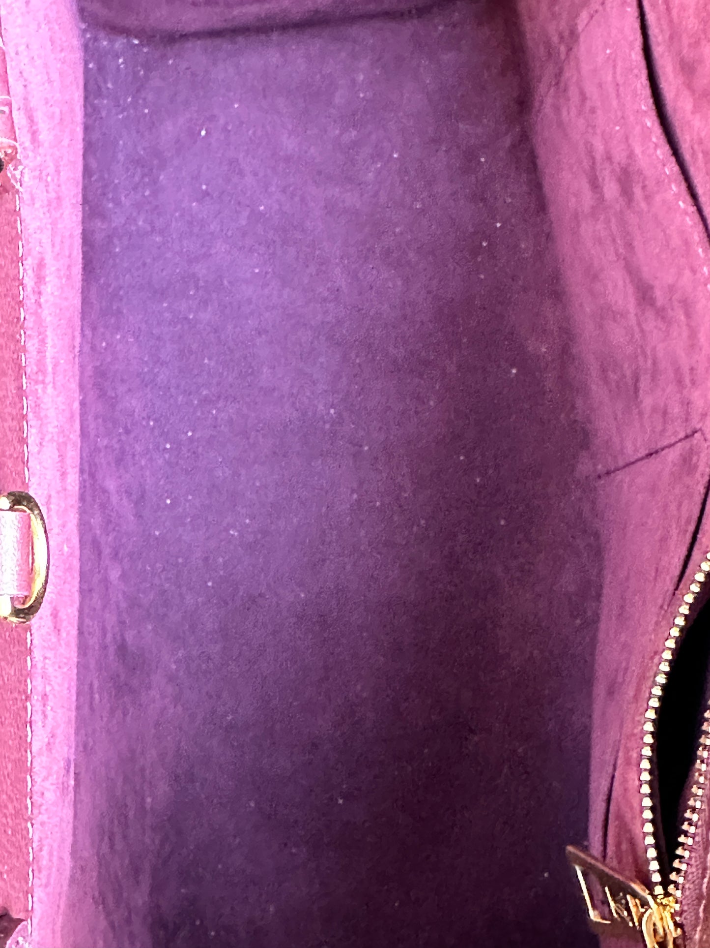 Louis Vuitton OnTheGo Tote Monogram Empreinte Giant MM 32898