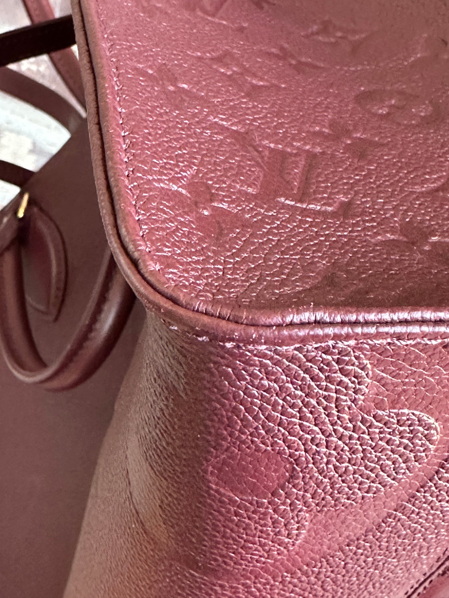 Louis Vuitton OnTheGo Tote Monogram Empreinte Giant MM 32898