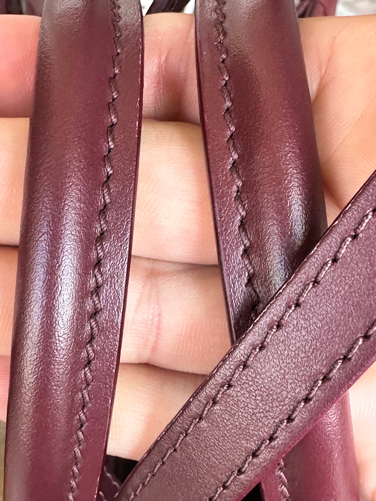 Louis Vuitton OnTheGo Tote Monogram Empreinte Giant MM 32898