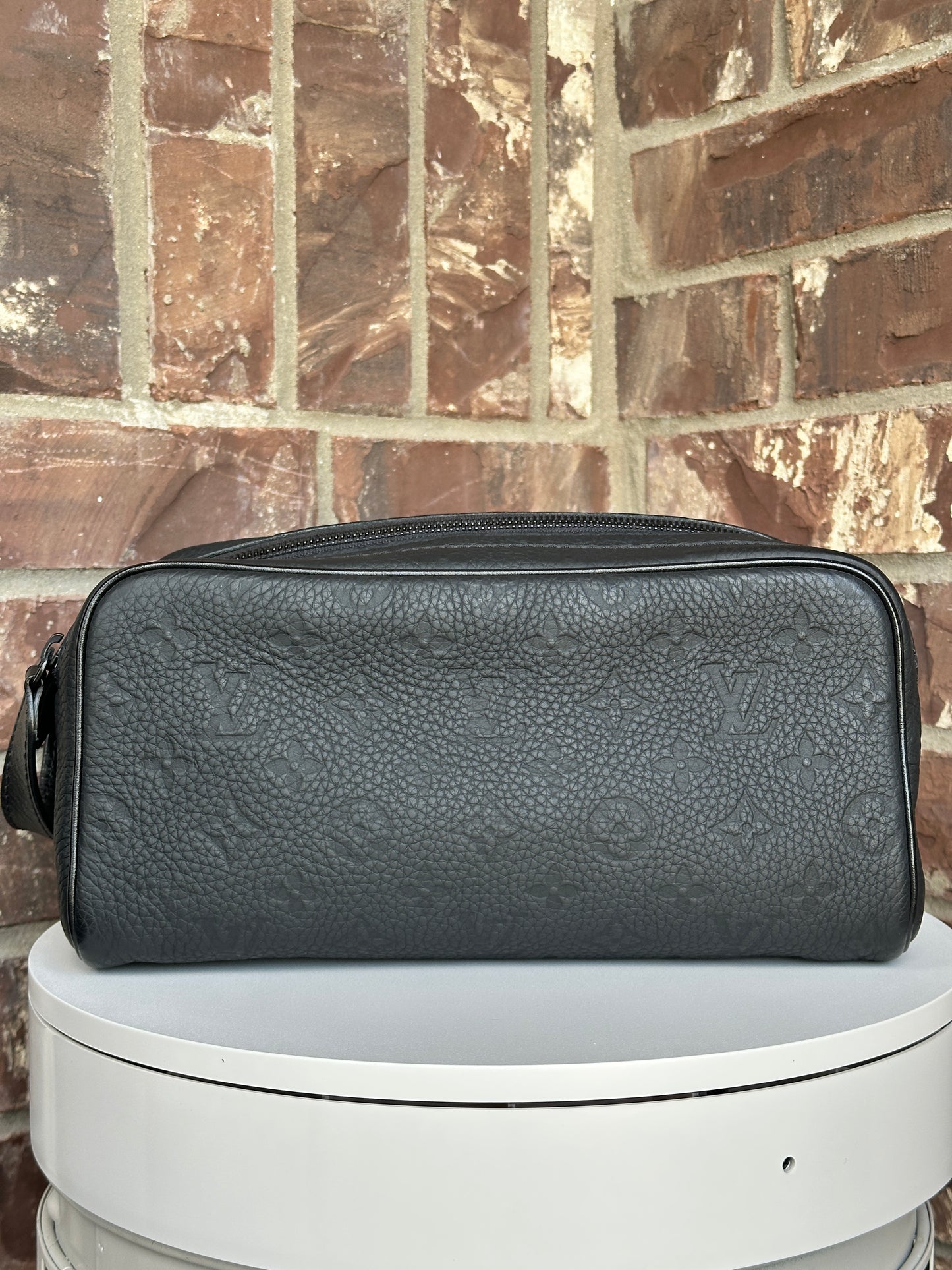 Louis Vuitton Dopp Kit Toiletry Pouch Taurillon Monogram Leather 85243