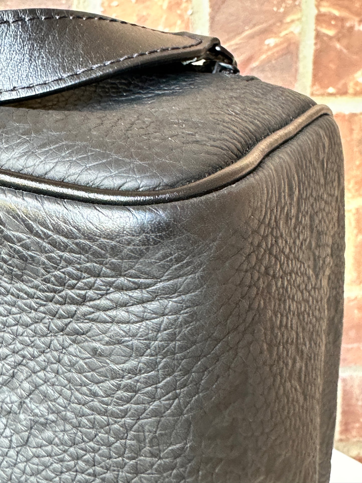 Louis Vuitton Dopp Kit Toiletry Pouch Taurillon Monogram Leather 85243