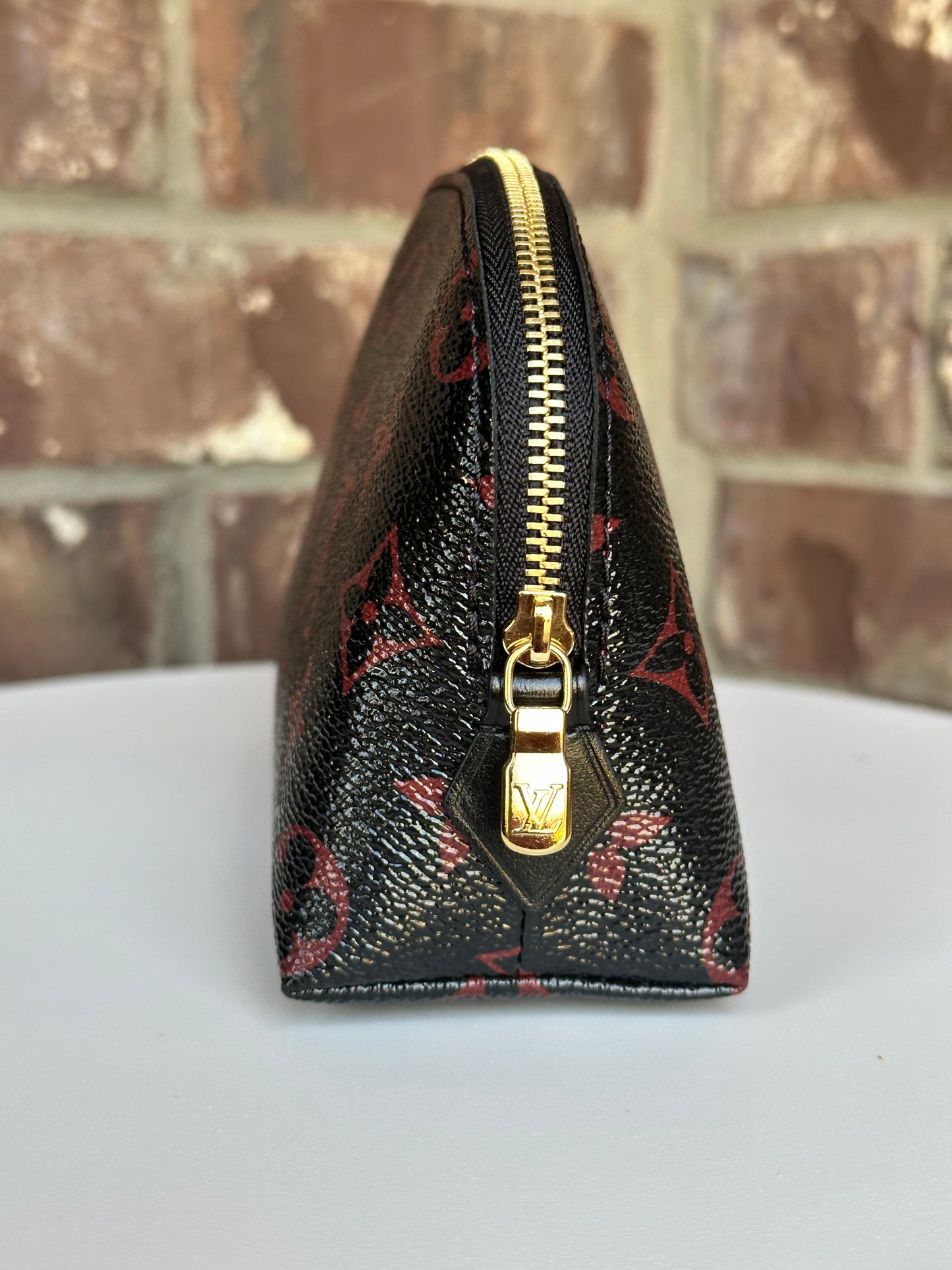 Louis Vuitton Cosmetic Tomette Pouch PM 73268