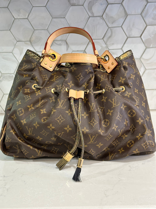 Louis Vuitton Irene Handbag 53498