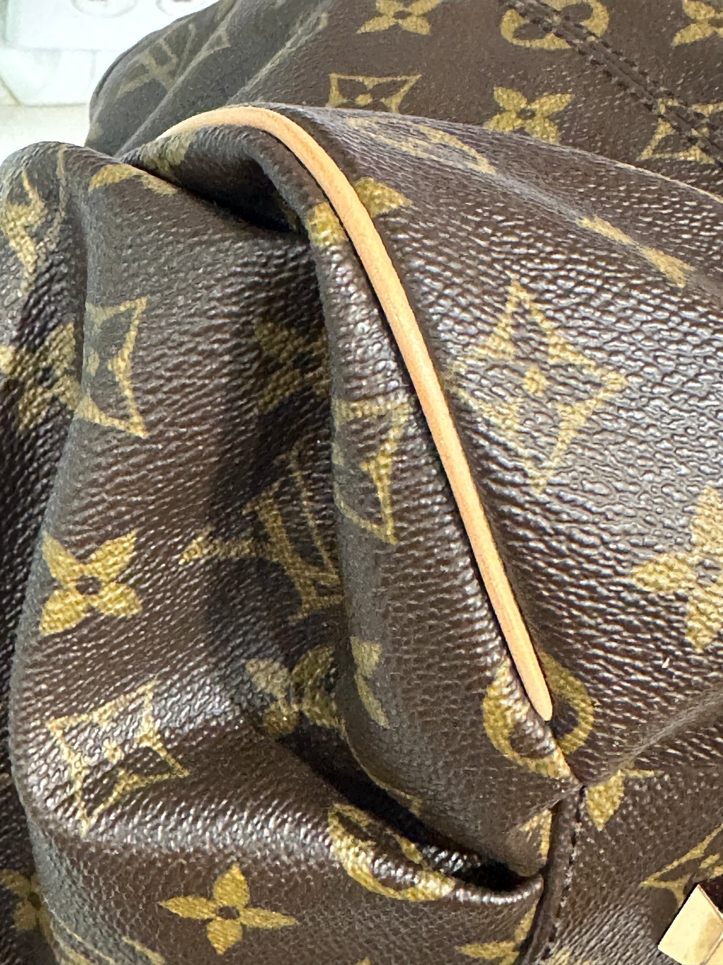 Louis Vuitton Irene Handbag 53498