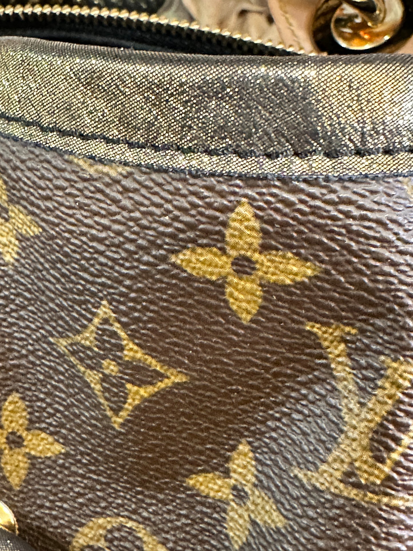 Louis Vuitton Irene Handbag 53498