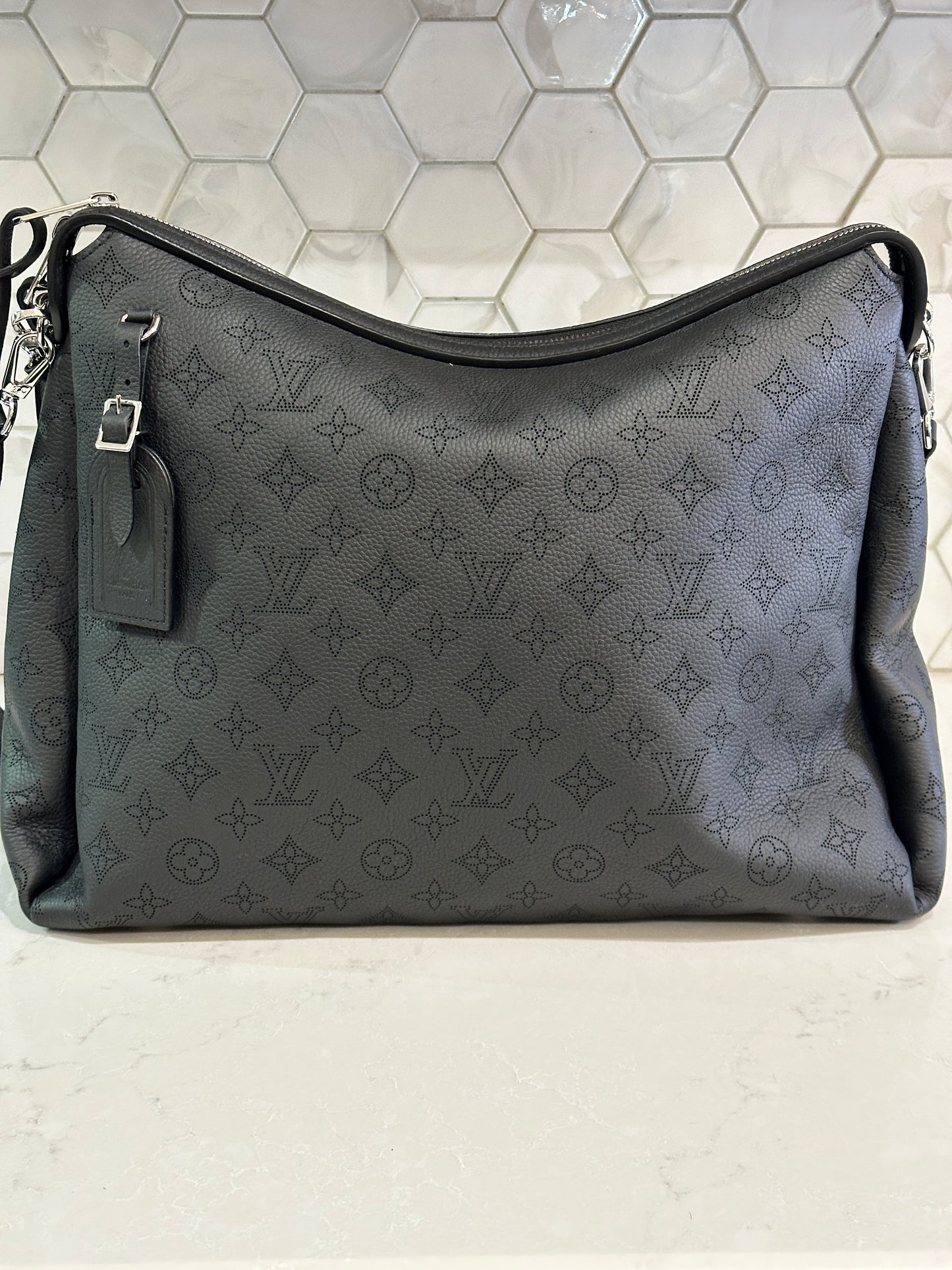 Louis Vuitton Hand It All Bag Mahina Leather MM 69064