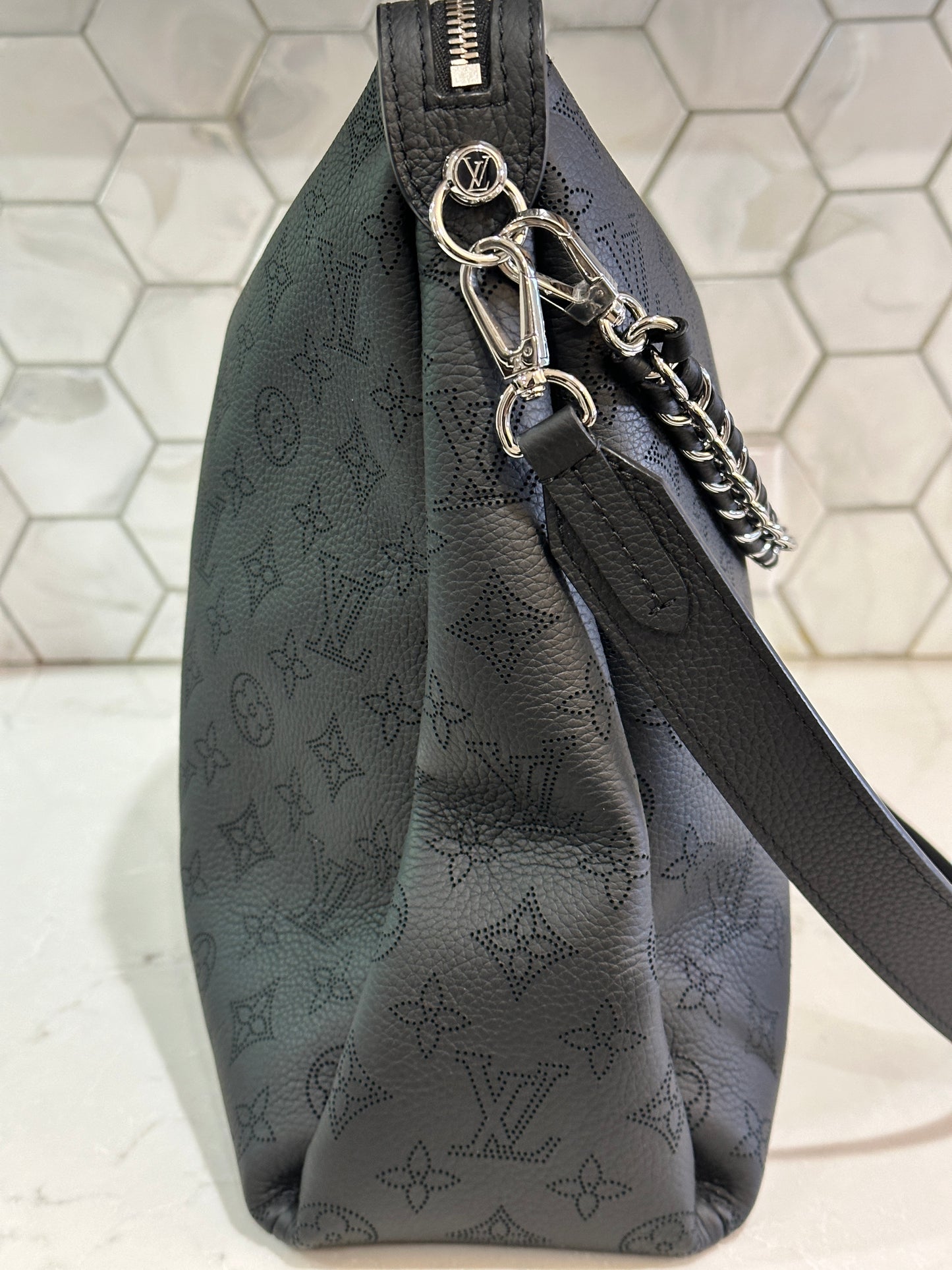 Louis Vuitton Hand It All Bag Mahina Leather MM 69064