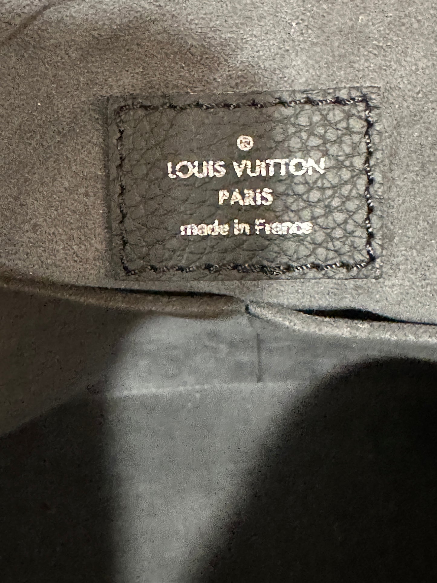 Louis Vuitton Hand It All Bag Mahina Leather MM 69064