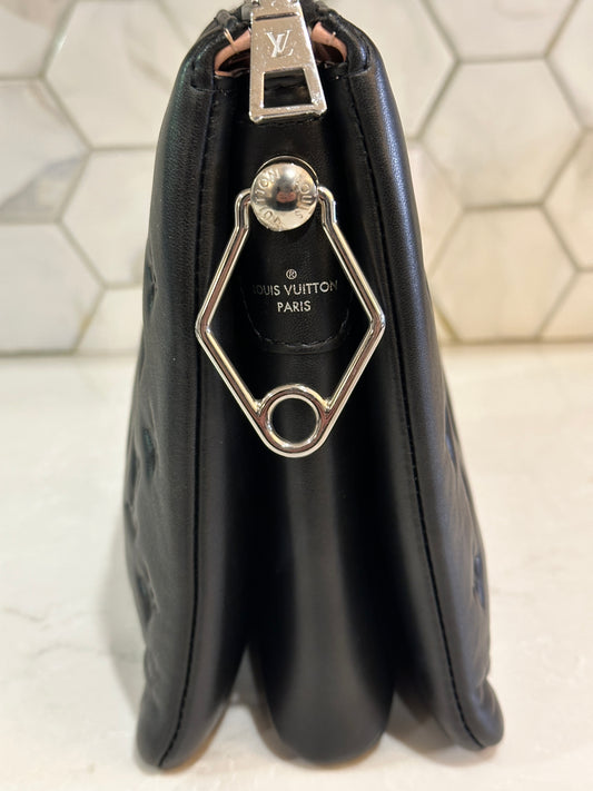 Louis Vuitton Coussin Bag Monogram Embossed Lambskin PM 54829