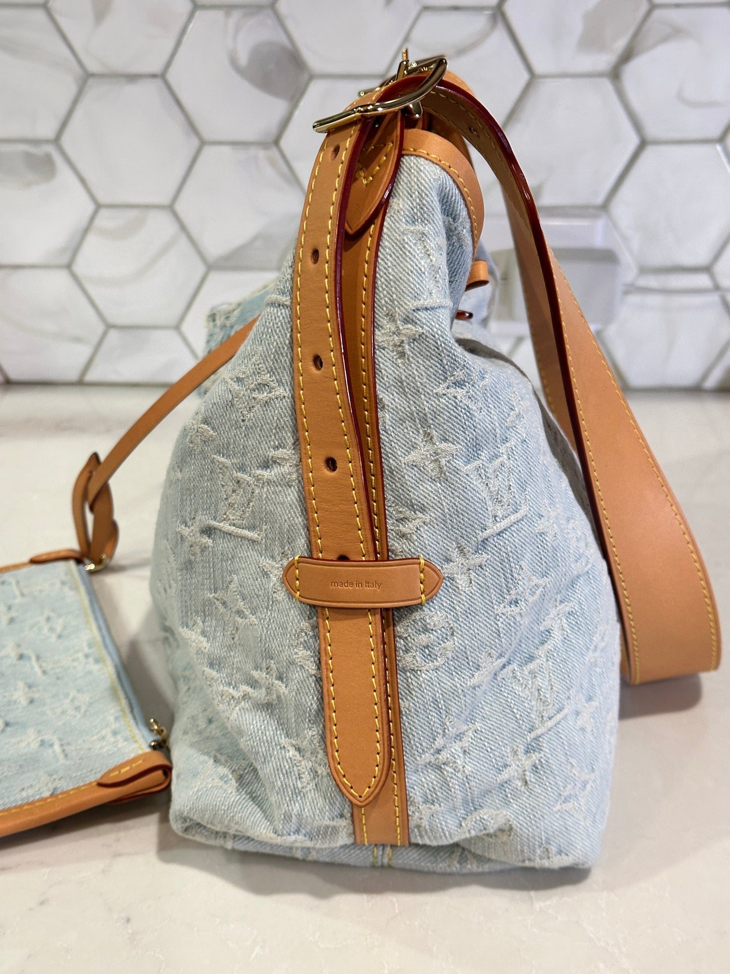 Louis Vuitton CarryAll Hobo Monogram Denim PM 53345