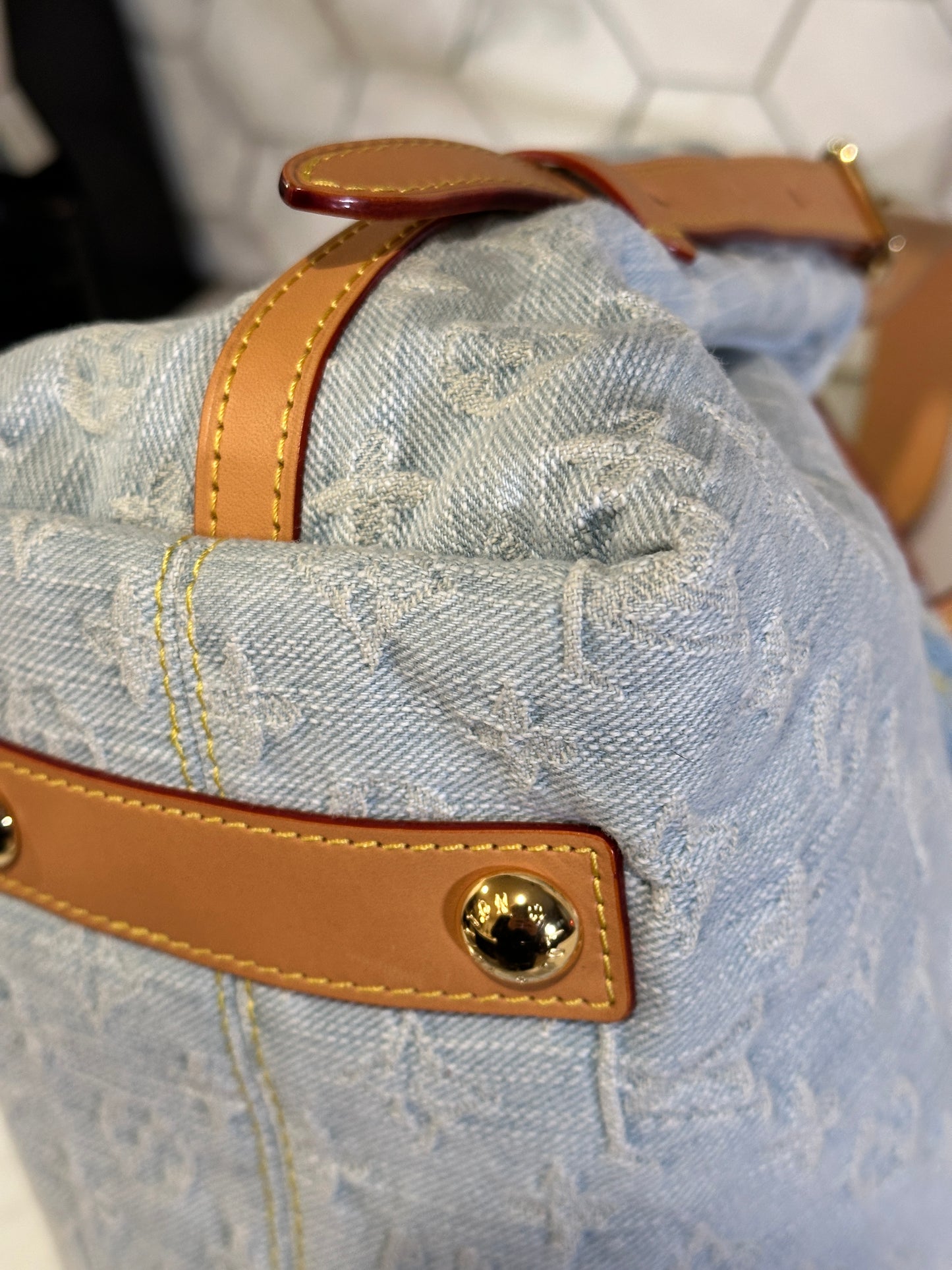 Louis Vuitton CarryAll Hobo Monogram Denim PM 53345